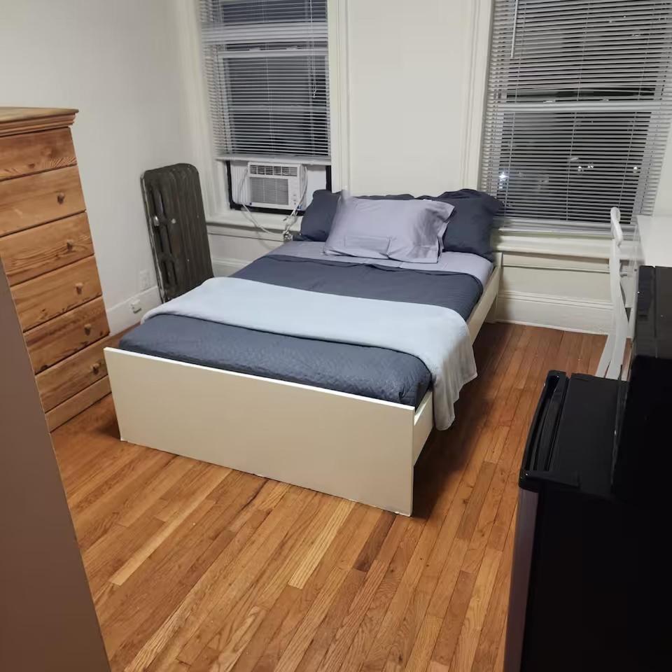 Economy Double Room photo 3