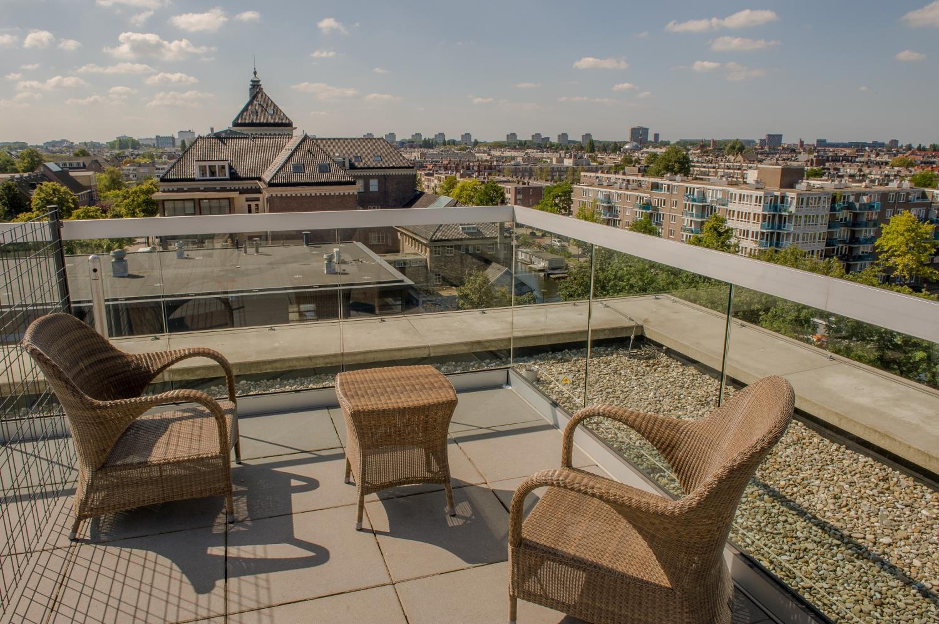 Penthouse Suite with Terrace and City View