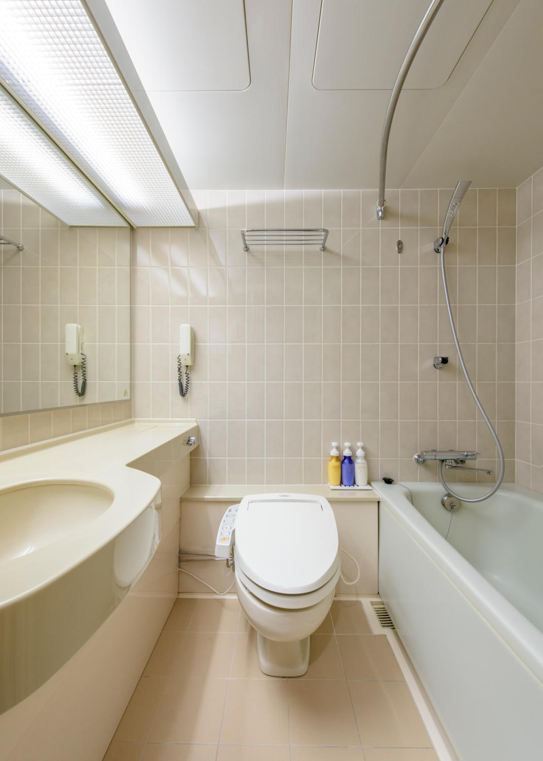 Standard Twin Room - East Side - Photo 2