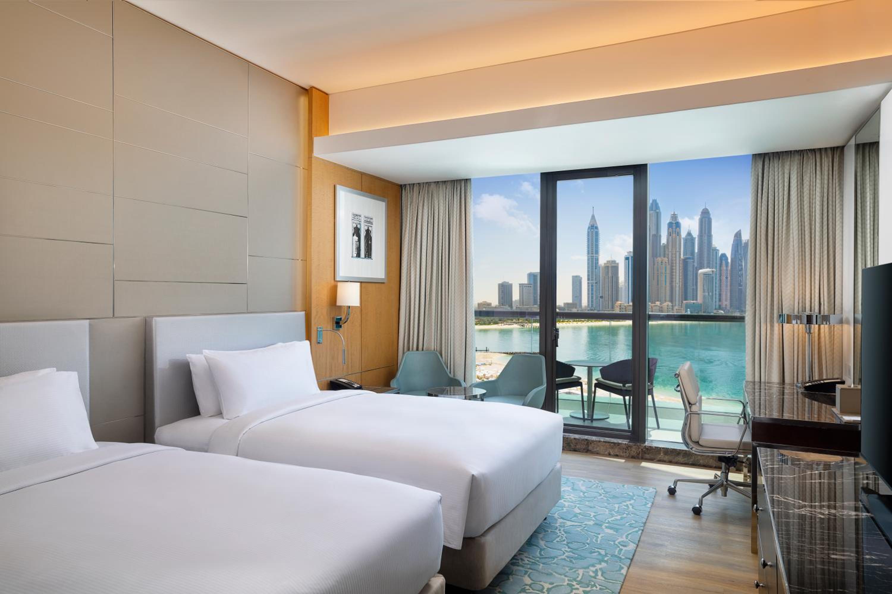 Family Connecting Deluxe Room with Sea View