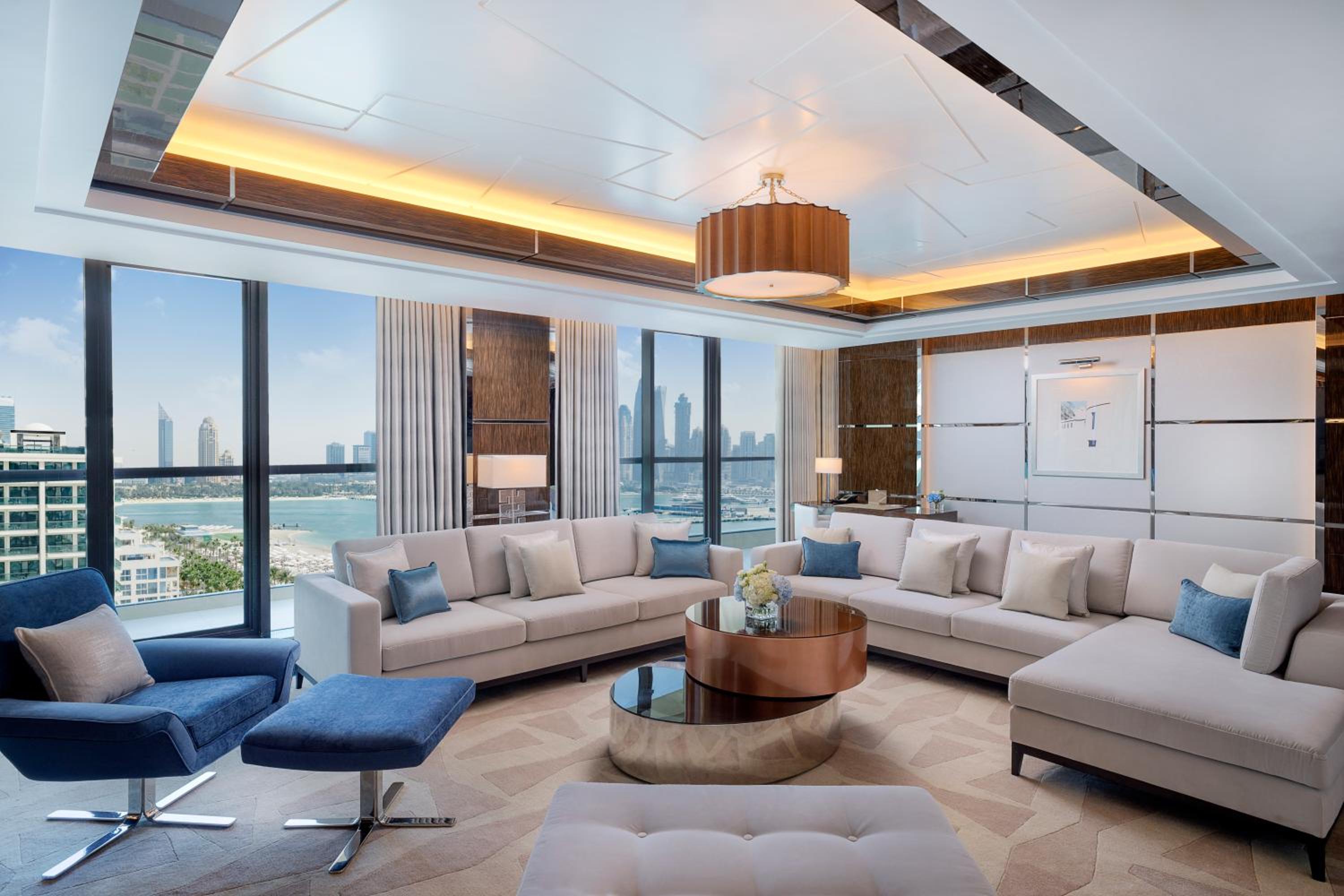 Royal Suite with Sea View, Balcony and Lounge Access