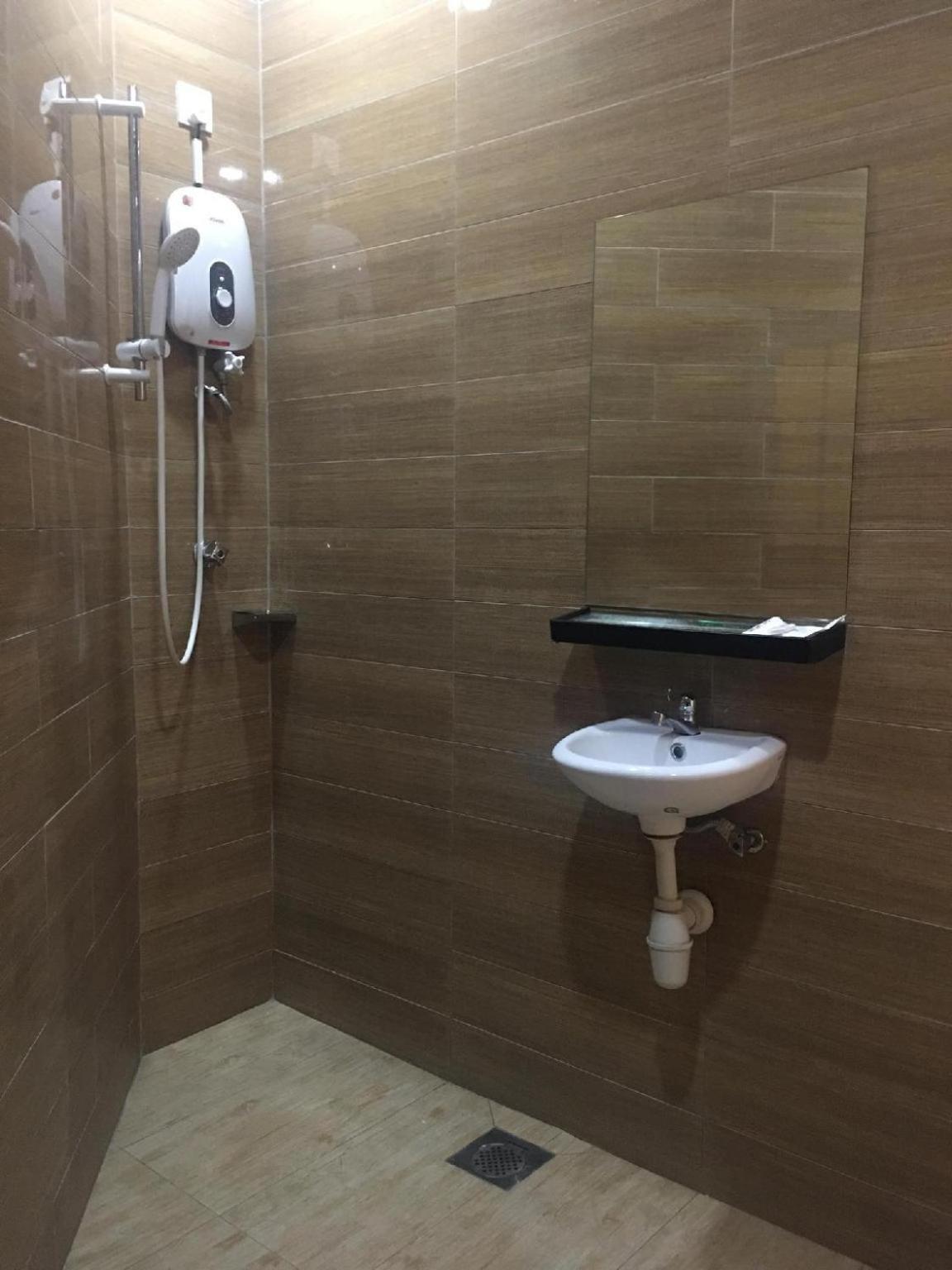 Deluxe Triple Room - Photo 4