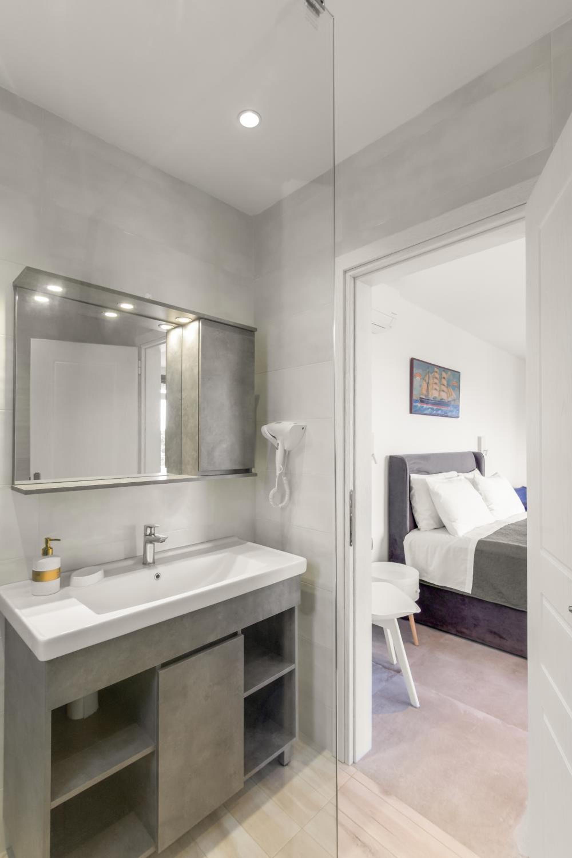 Studio Apartment with Sea View