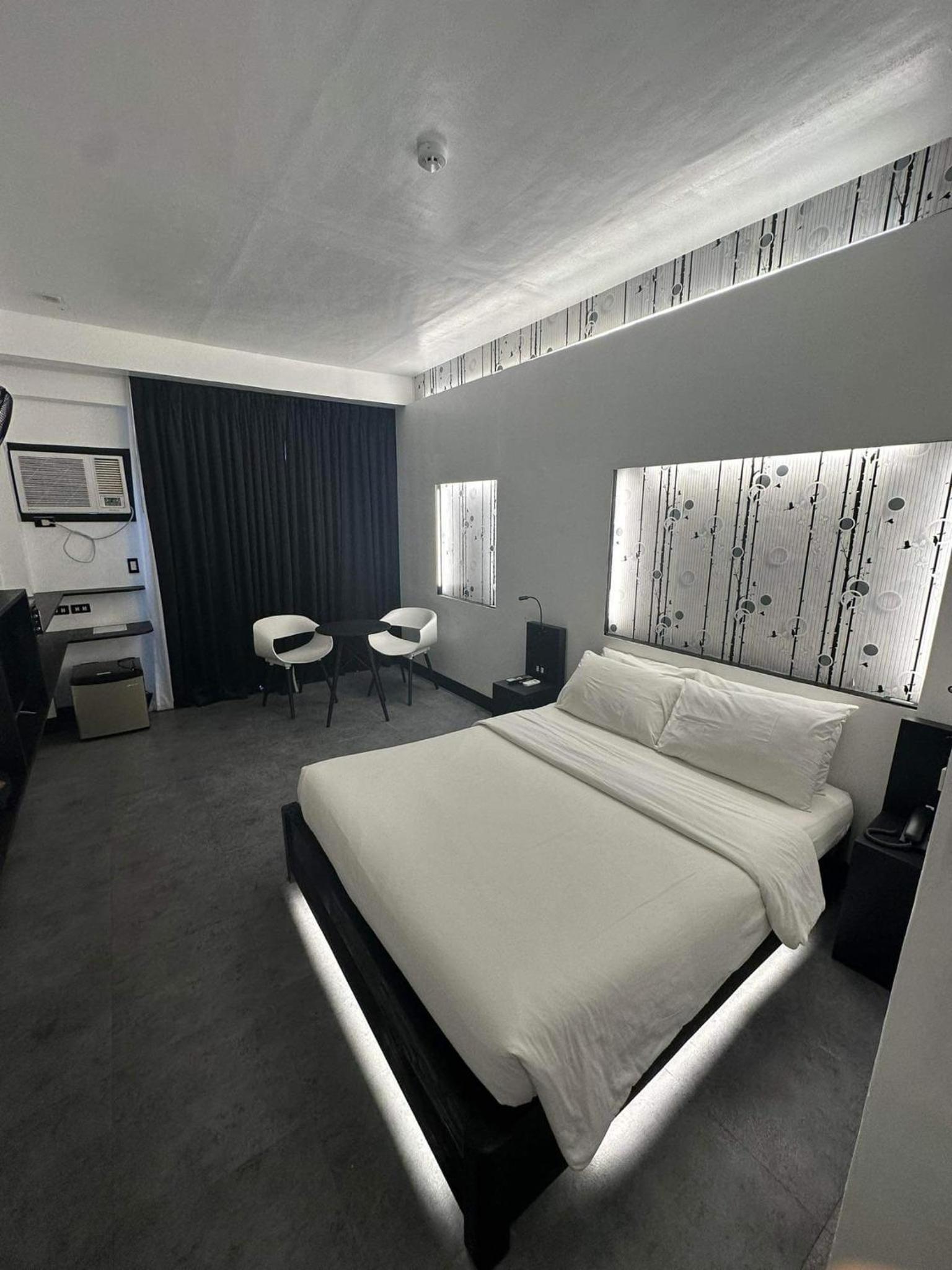 Standard Queen Room - Photo 5