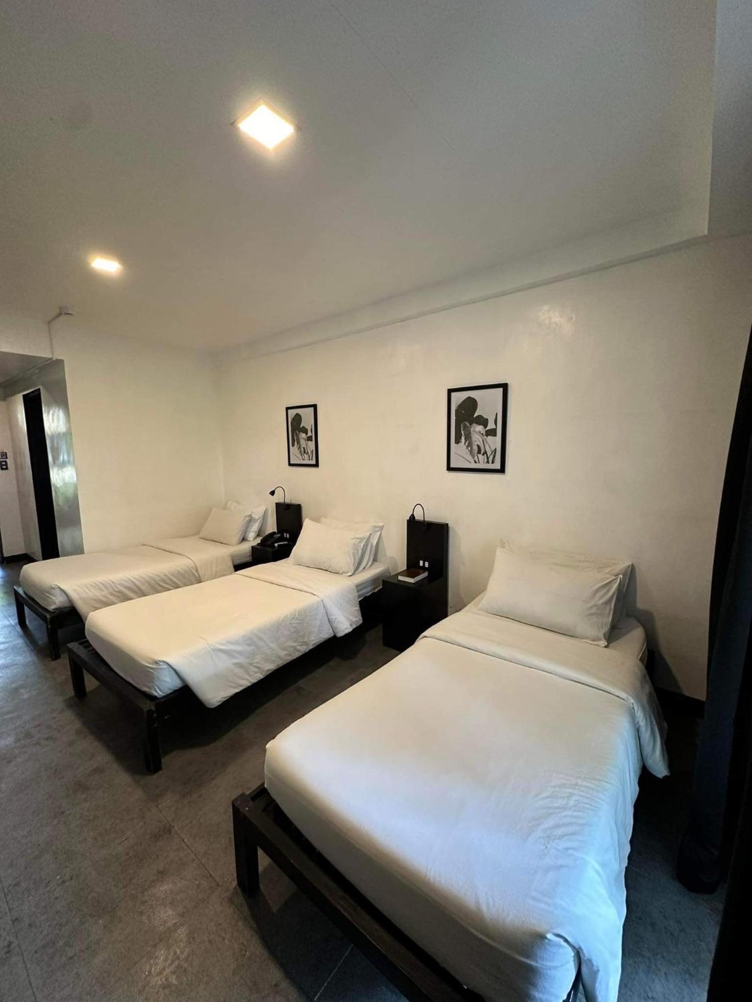 Triple Room with Private Bathroom photo 1