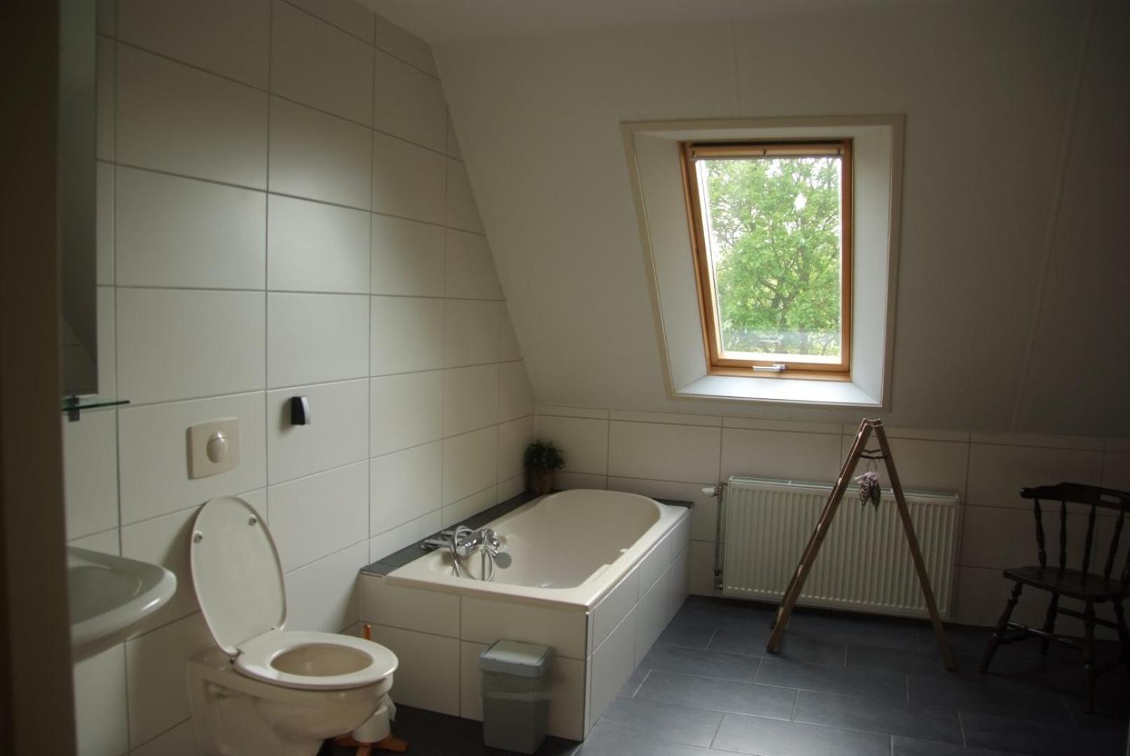 Deluxe Double or Twin Room - Photo 4