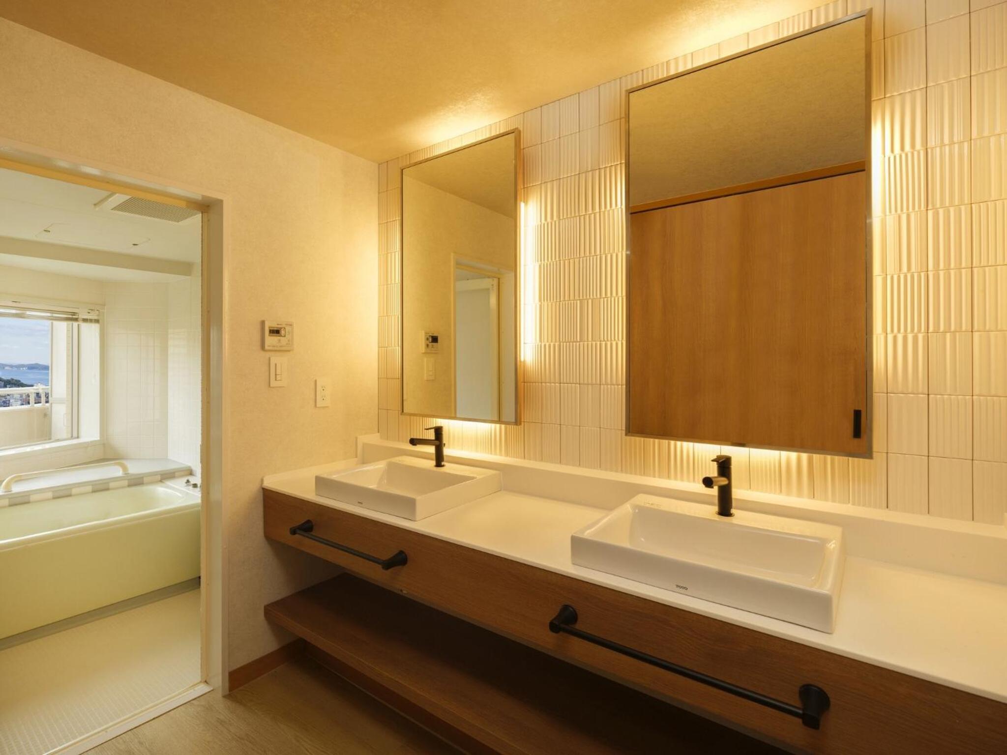 Deluxe Room with private bathroom - Photo 4