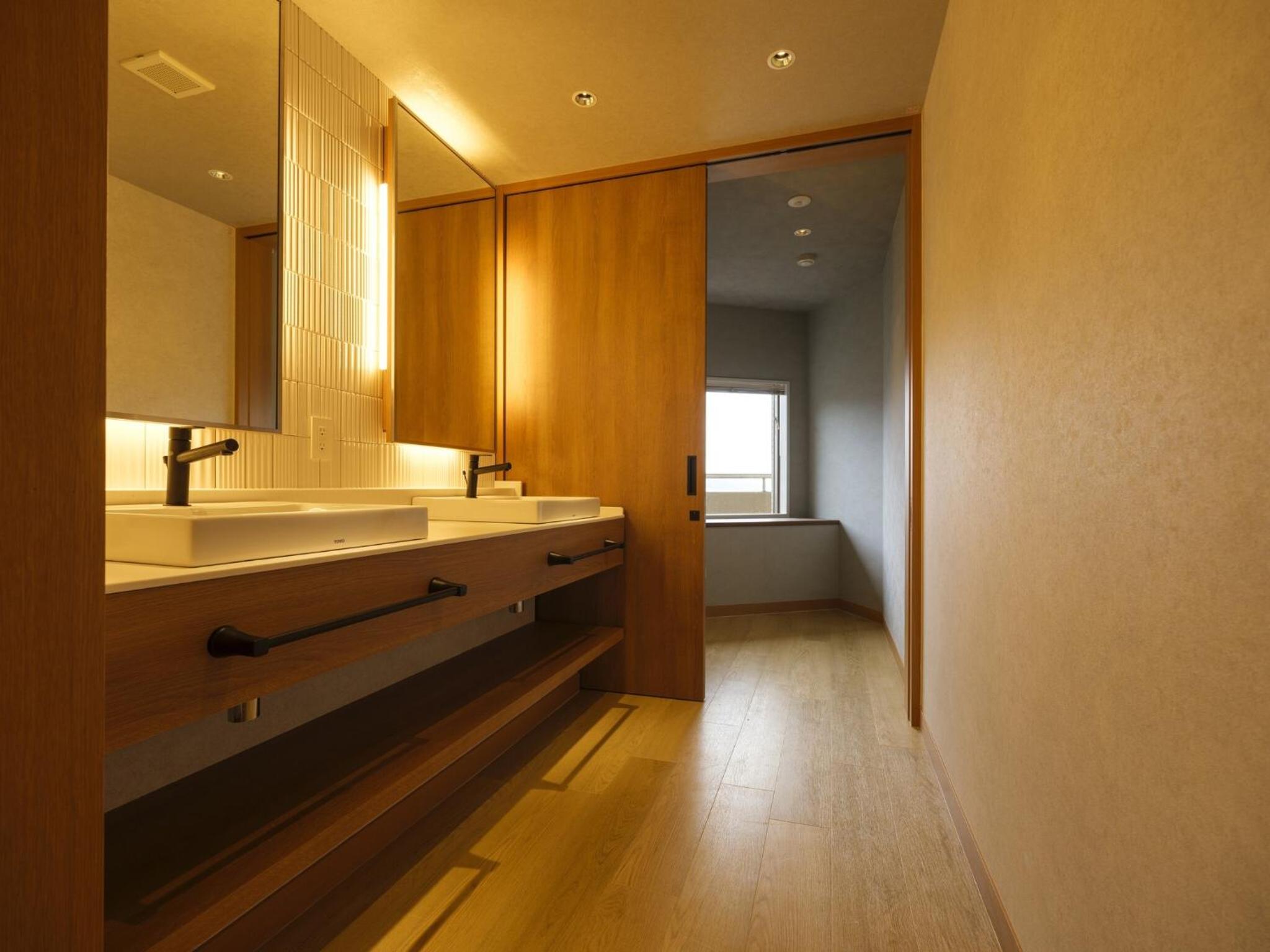 Ocean View Deluxe Fourth Accessible room with private bathroom - Photo 2