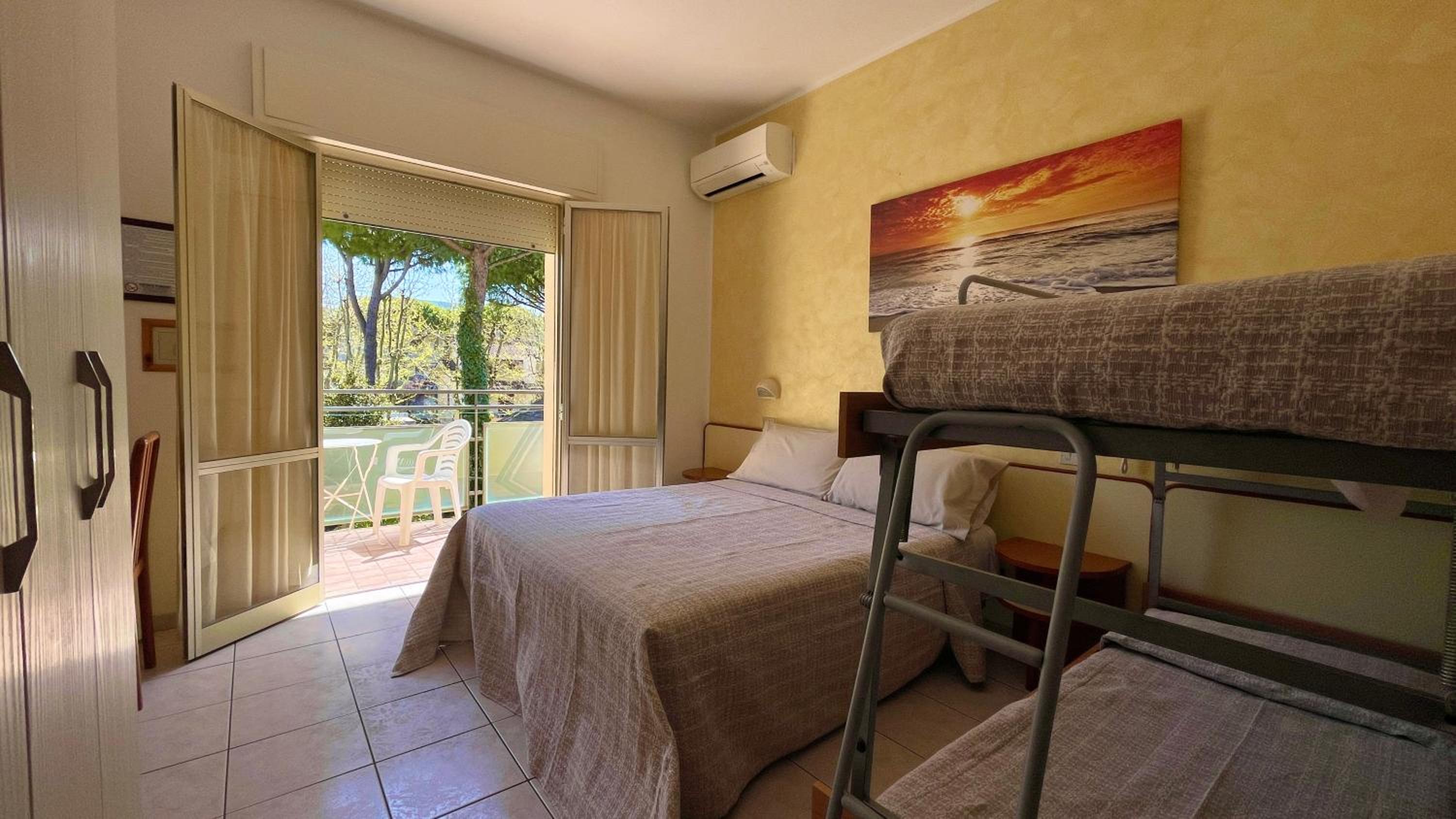 Standard Quadruple Room