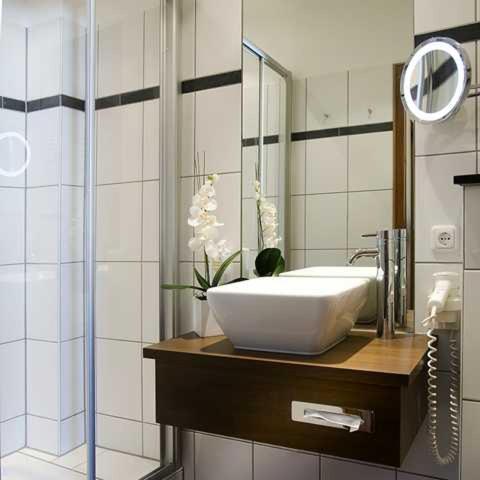 Doppelzimmer mit Moselblick photo 2