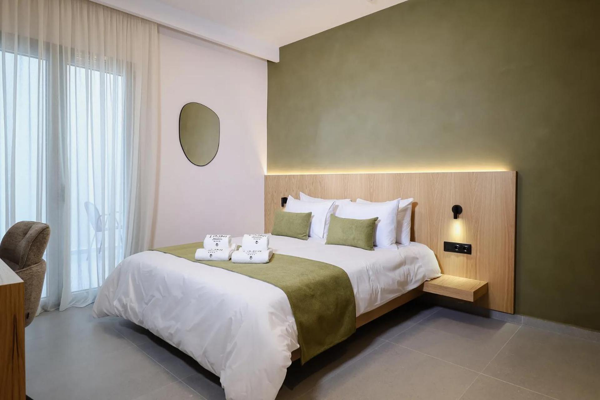 Superior Triple Room with Balcony - Atrium View
