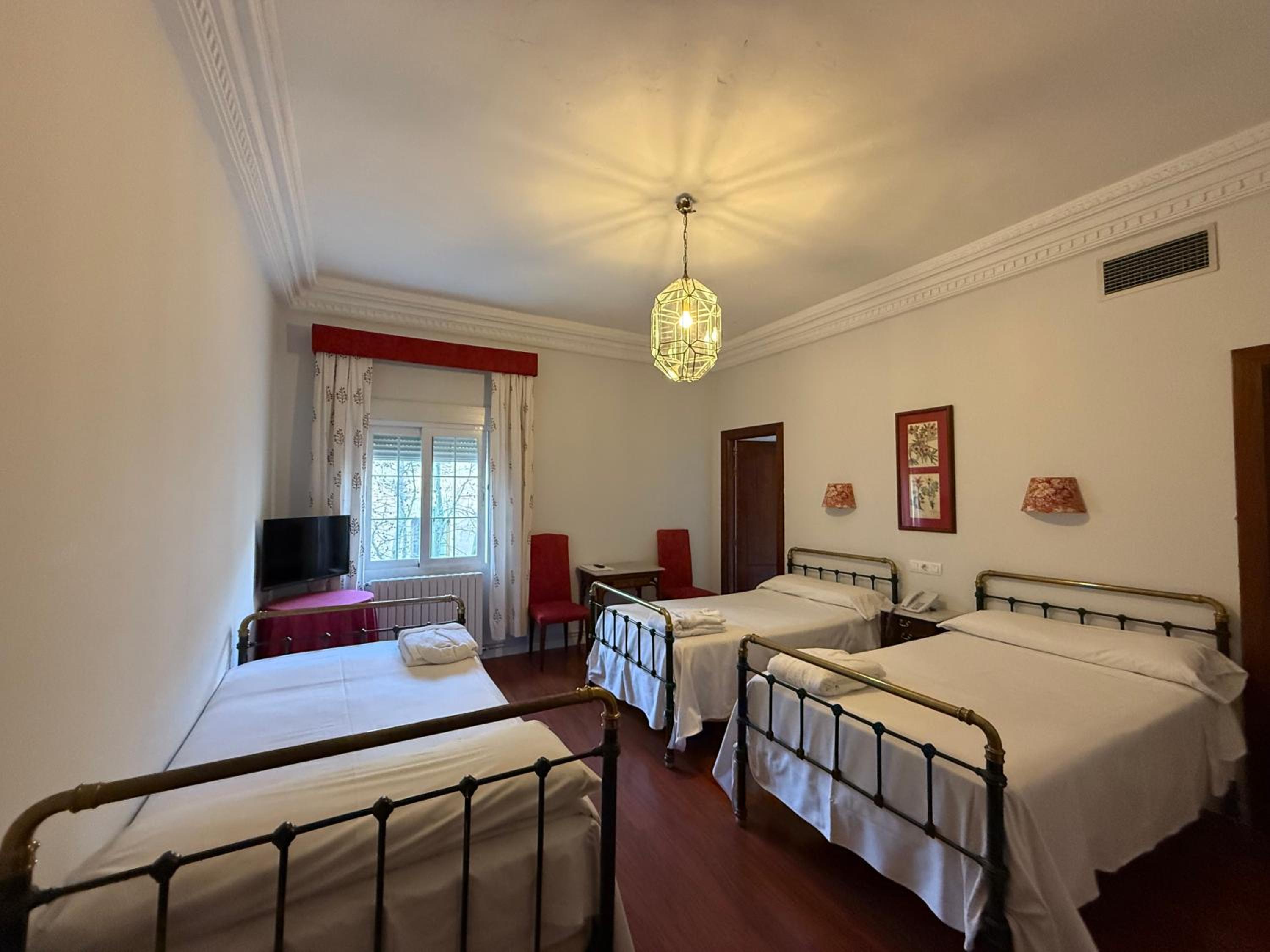 Triple Room with Spa Access photo 3