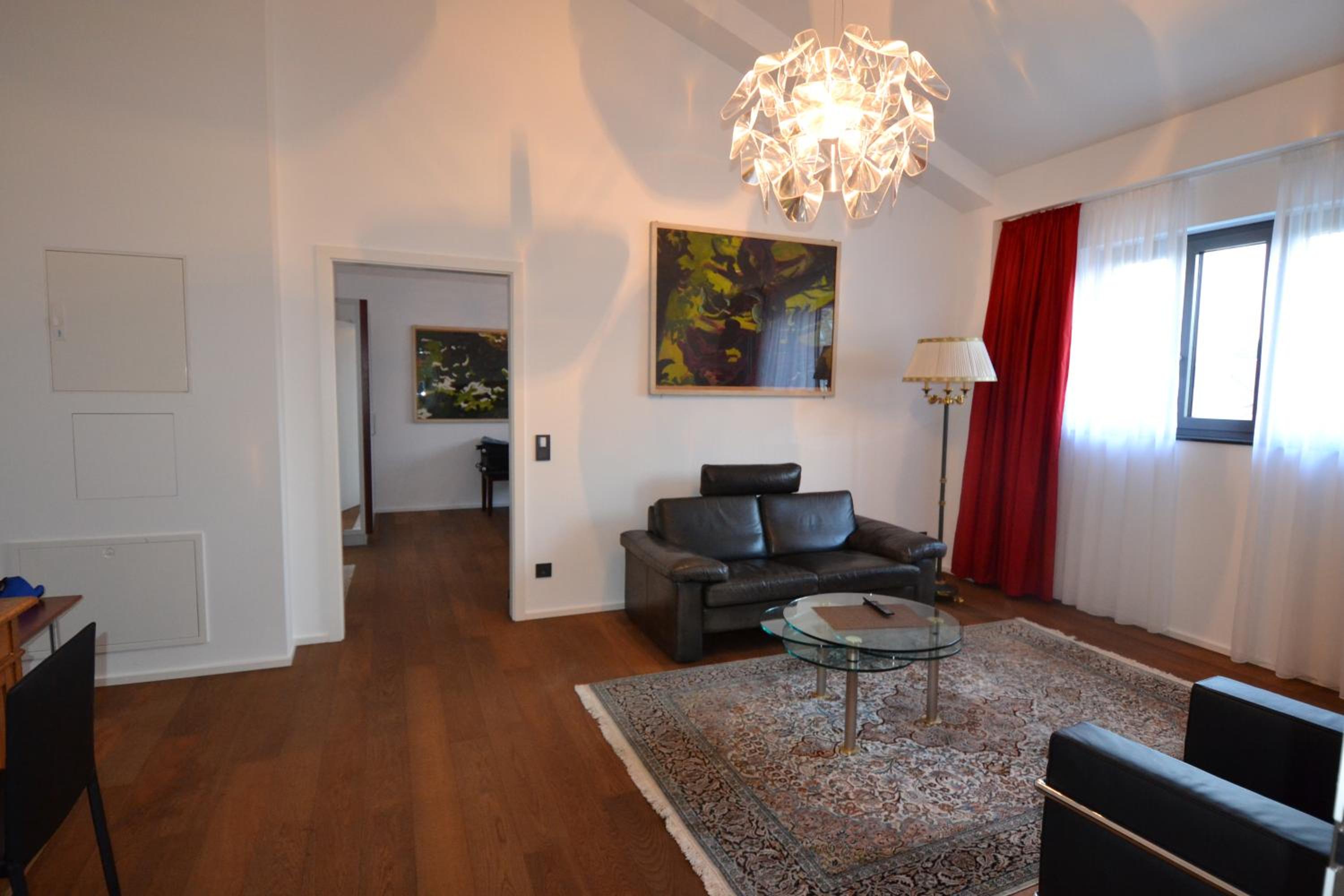 Suite - Photo 2