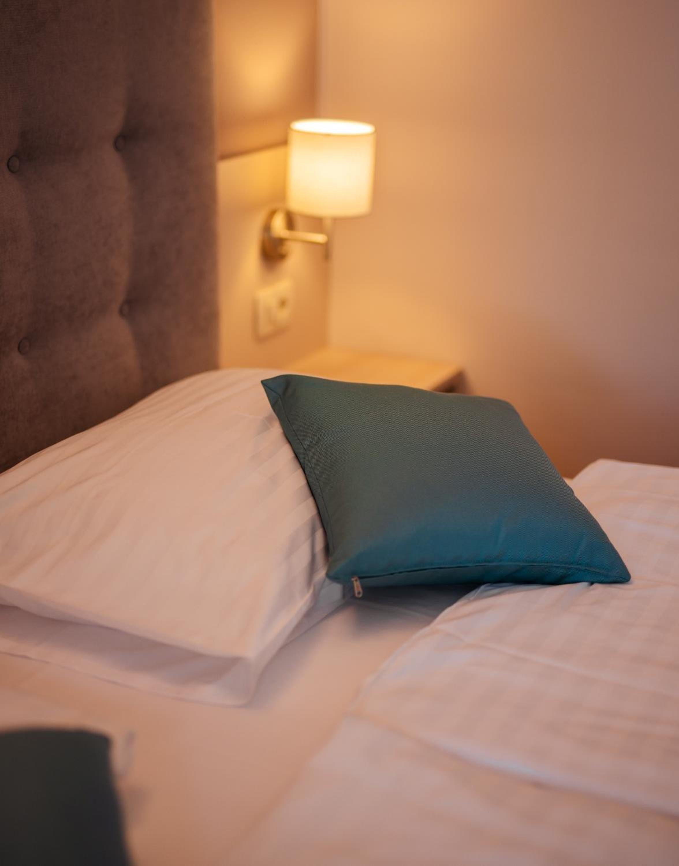 Standard Double or Twin Room (2 Adults) - Photo 11