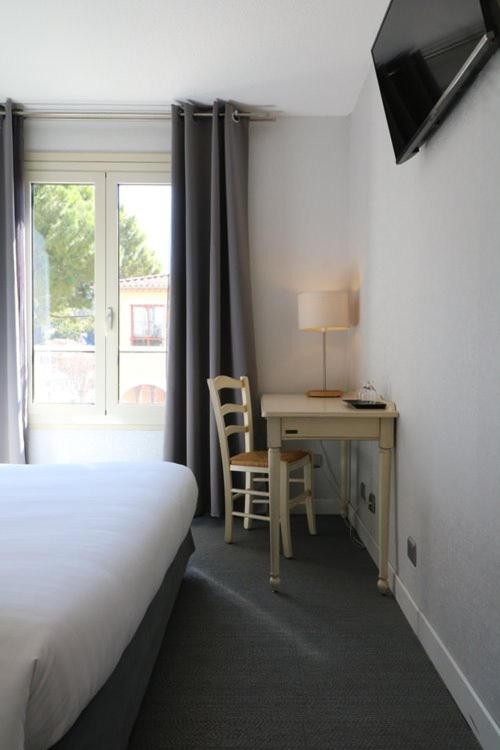 Double Room - Photo 4