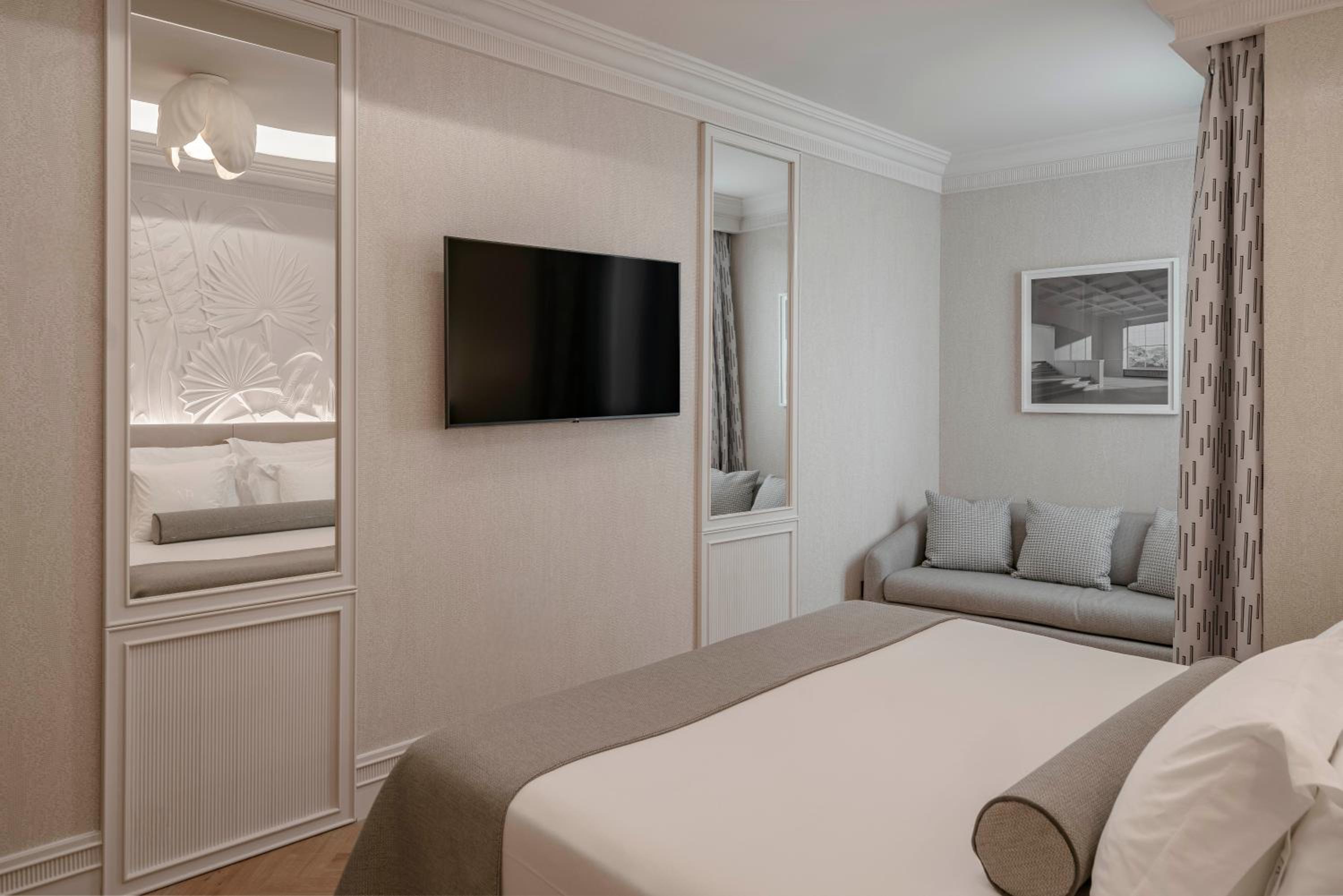 Vincci Room with sofa