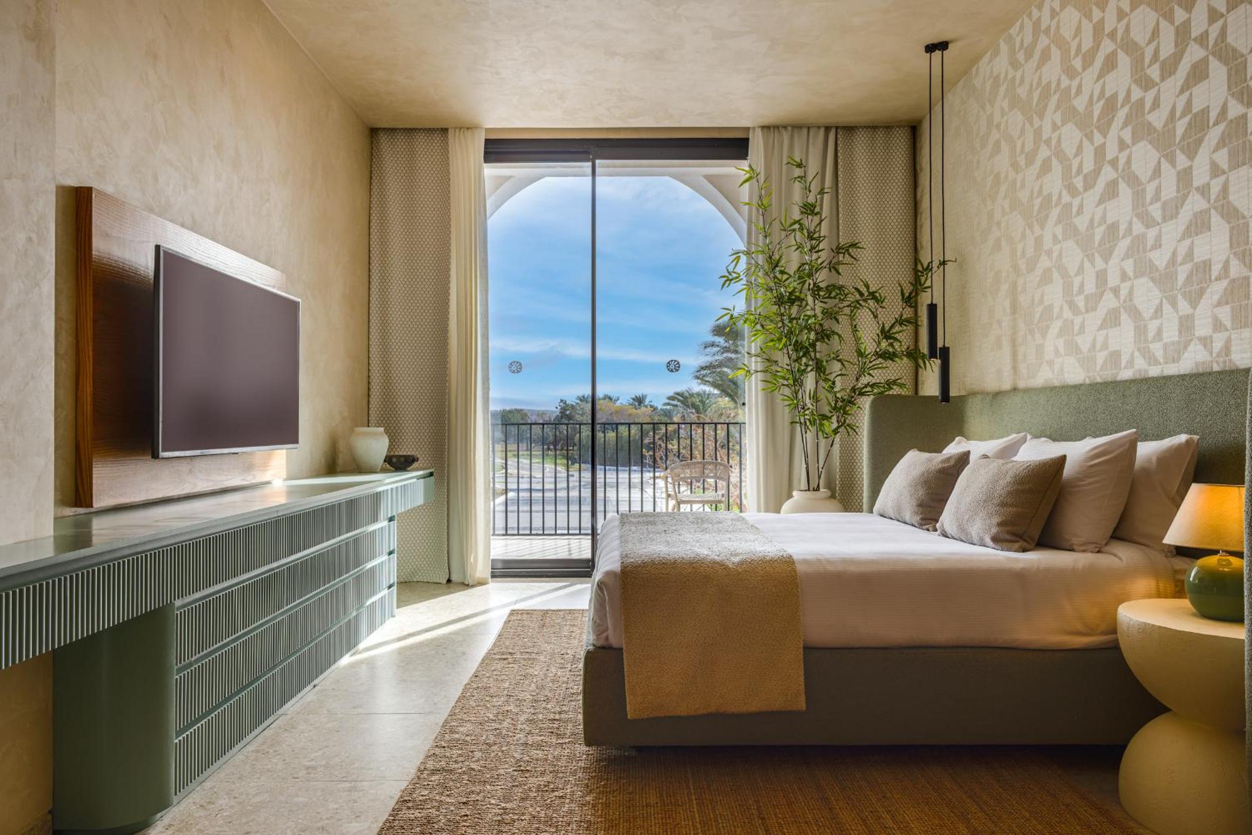 Grand Deluxe Suite