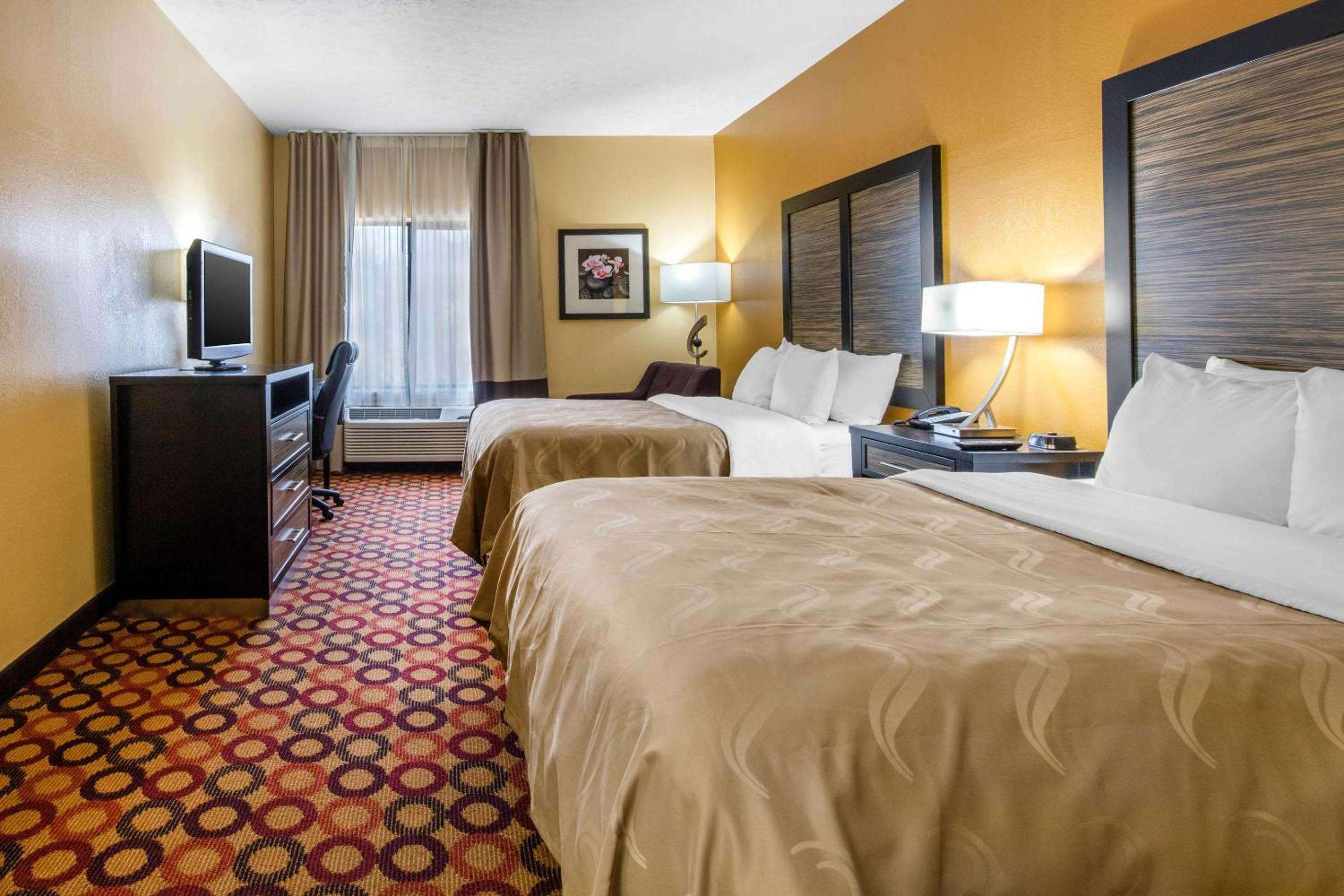 Queen Room with Two Queen Beds - Accessible/Non-Smoking  - Photo 1