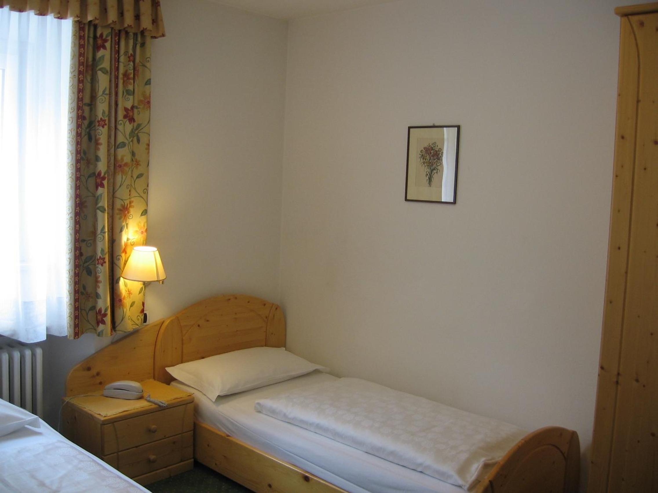 Single Room photo 3