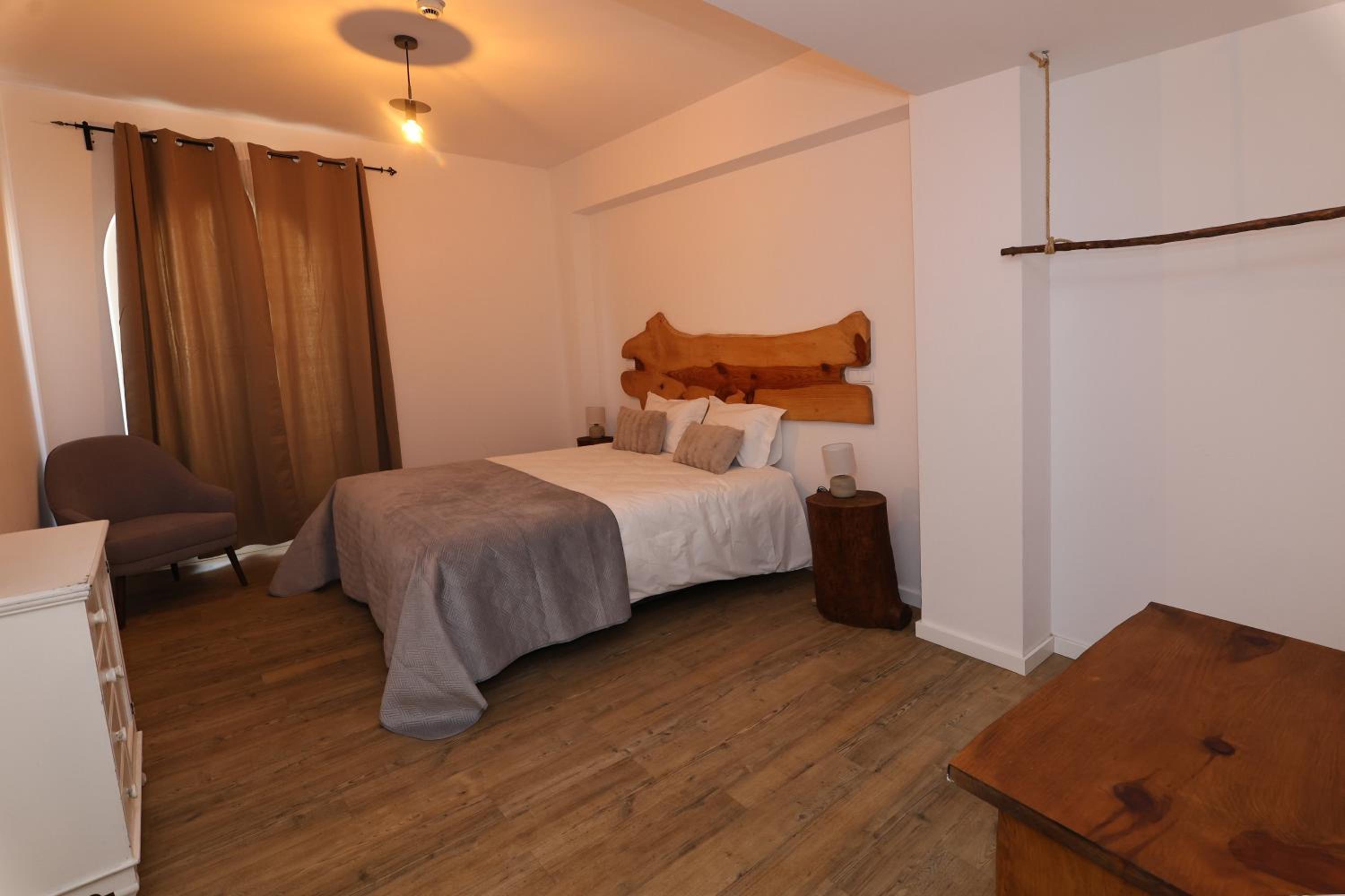 Double or Twin Room photo 3