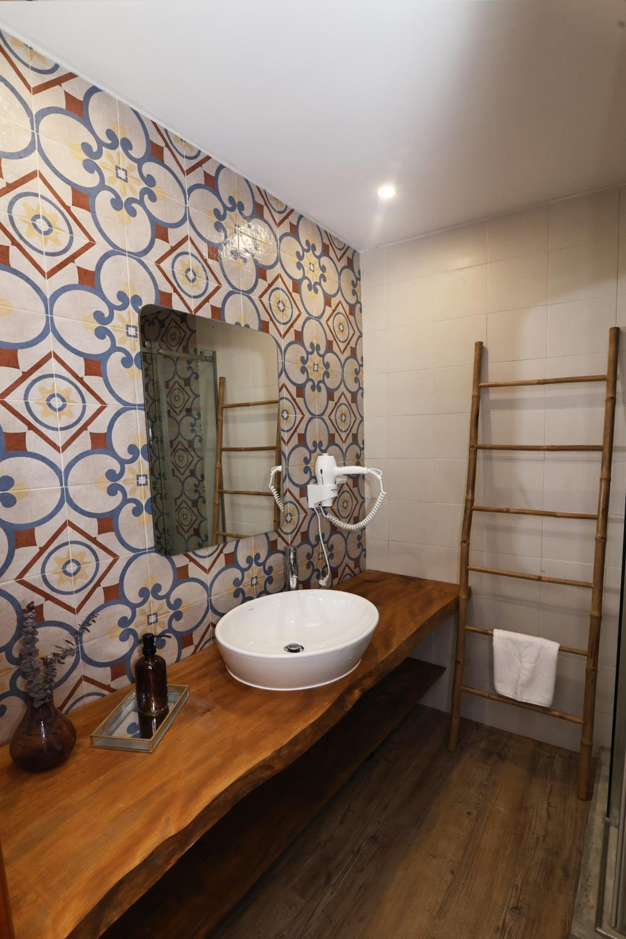 Suite photo 1