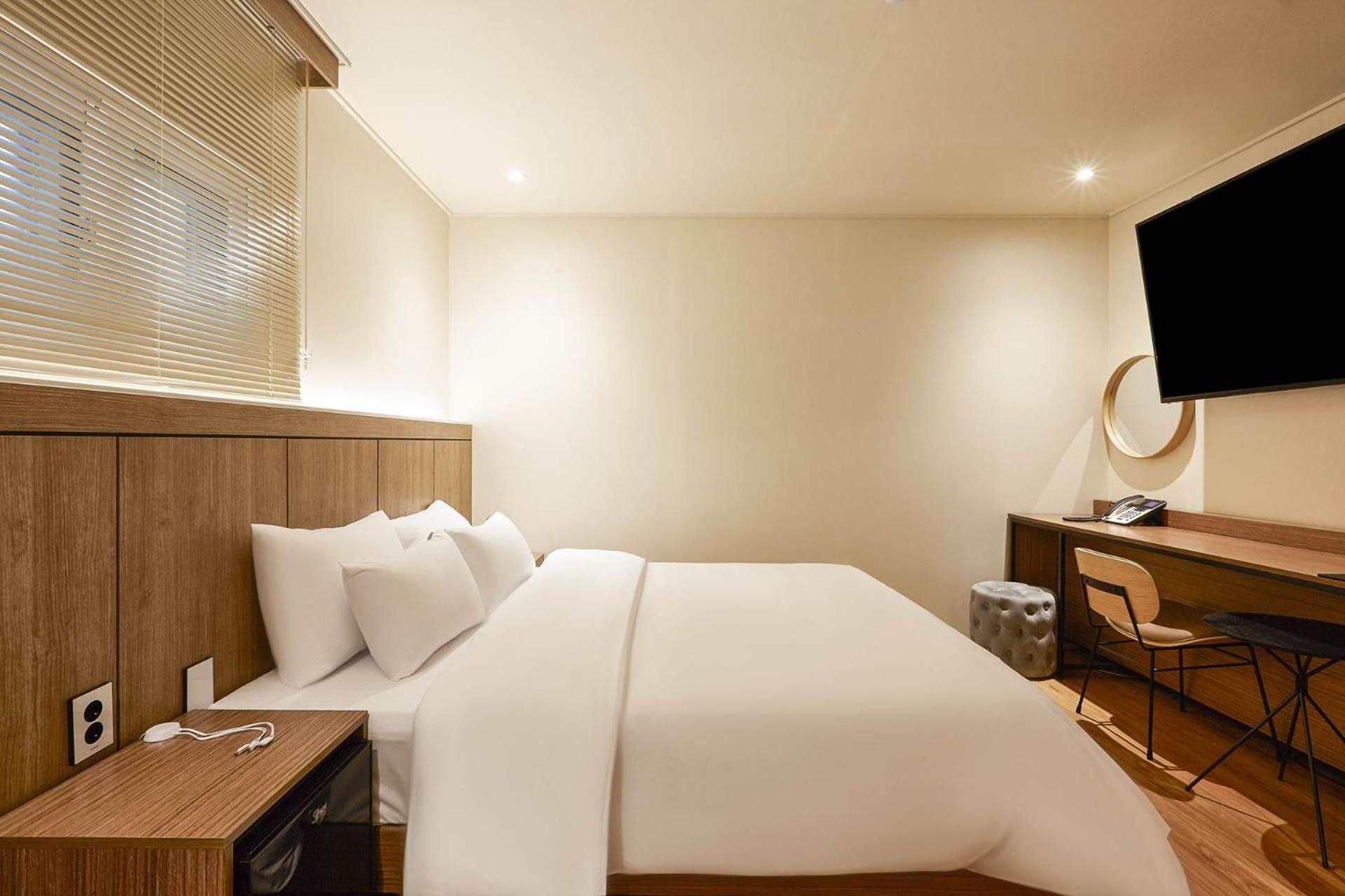 Deluxe Double Room photo 2