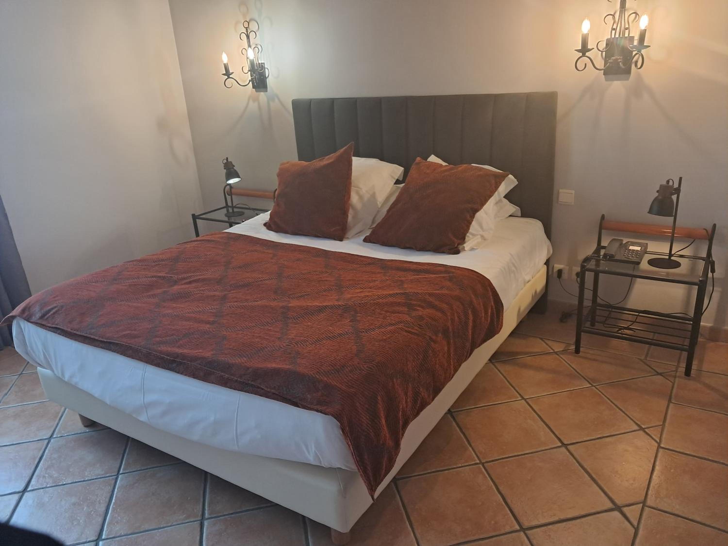 Junior Suite with Sea View - Photo 3