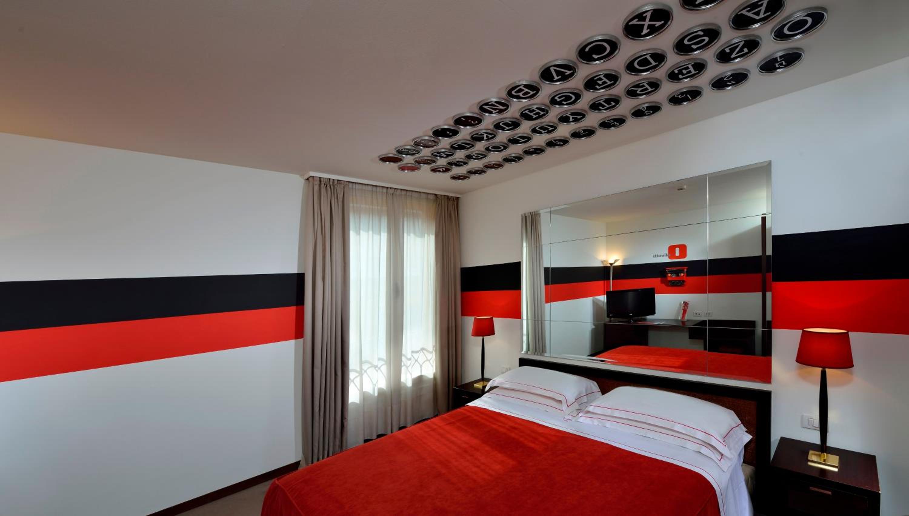 Double Room Artsy  - Photo 8