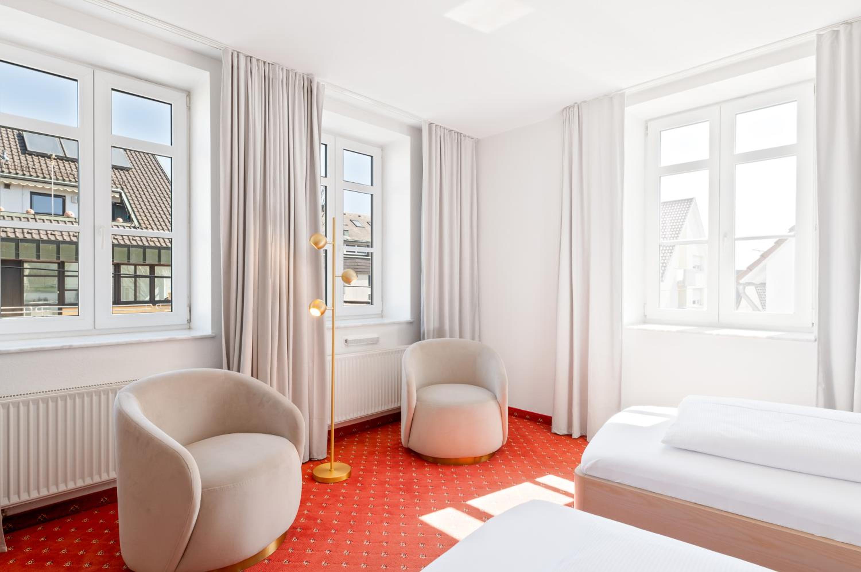 Deluxe Twin Room photo 3