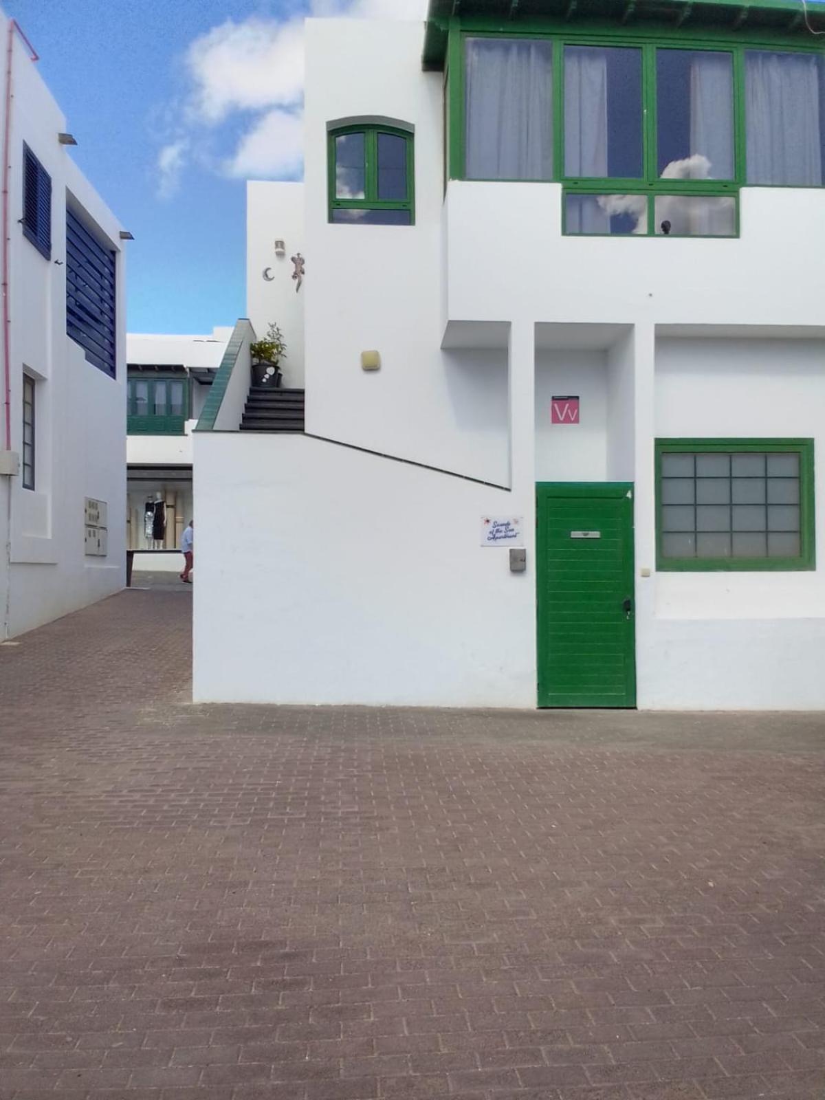One-Bedroom Apartment - Non-Smoking
