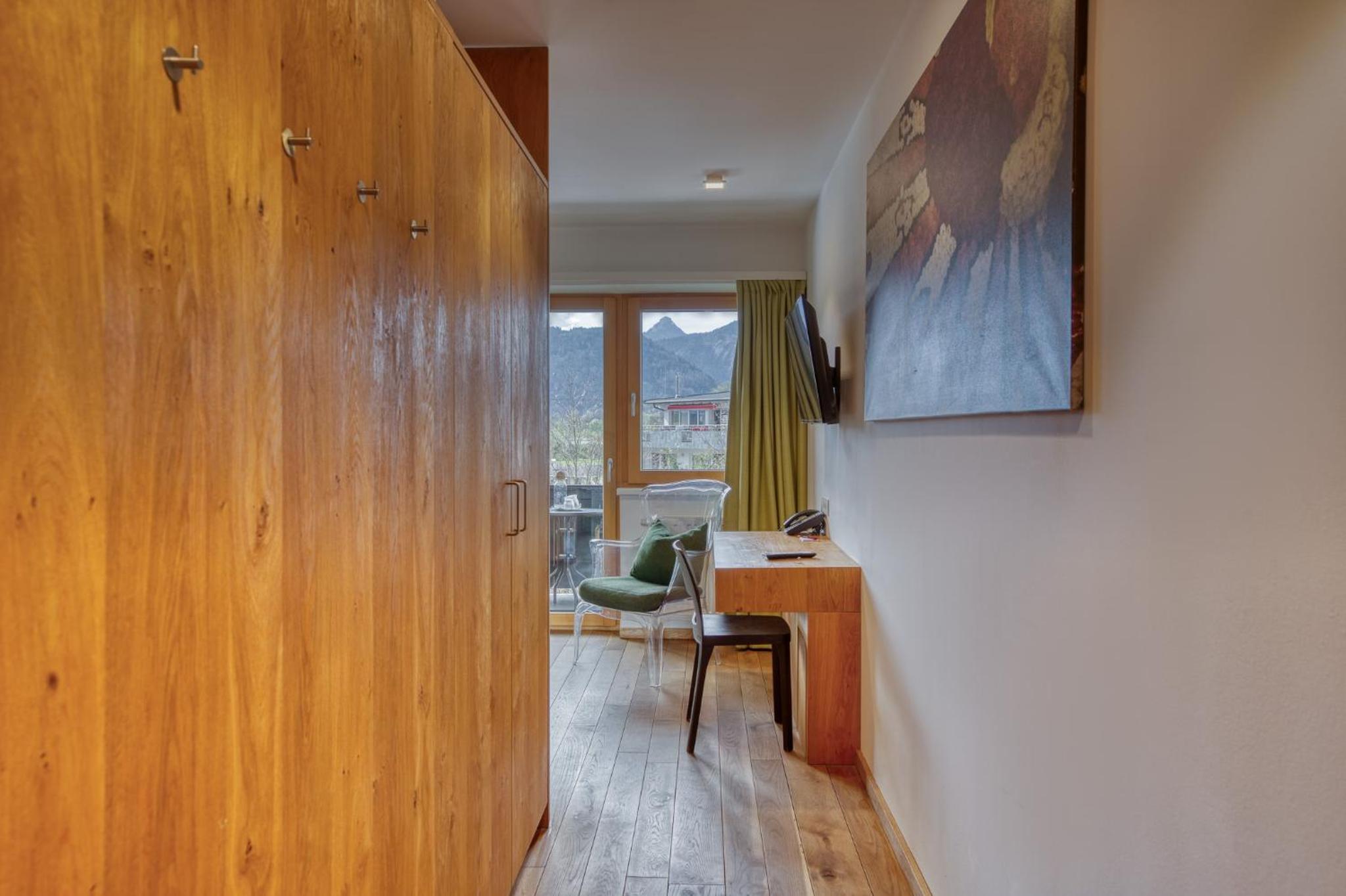 Economy Double Room photo 2