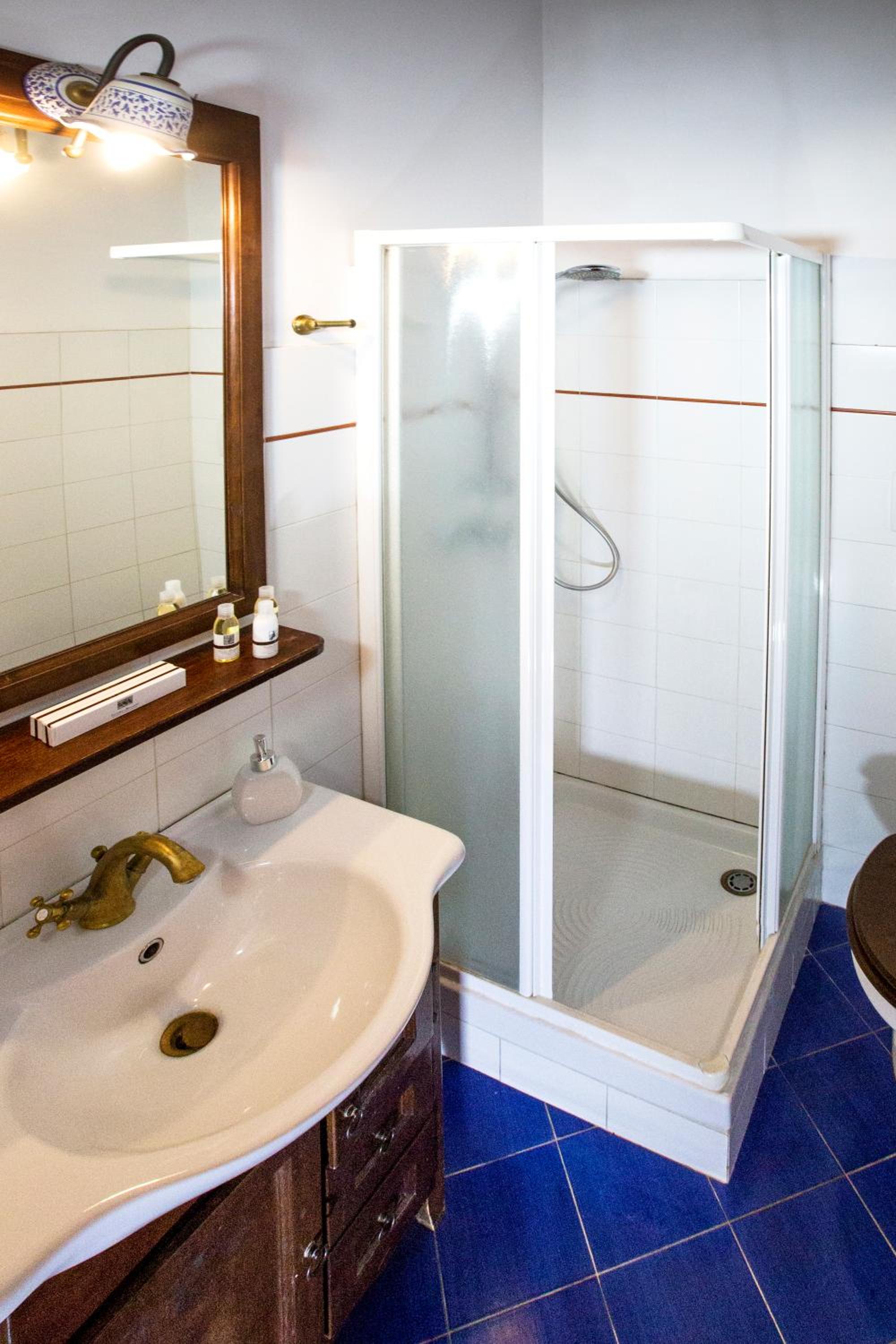  Double Room with Balcony photo 3