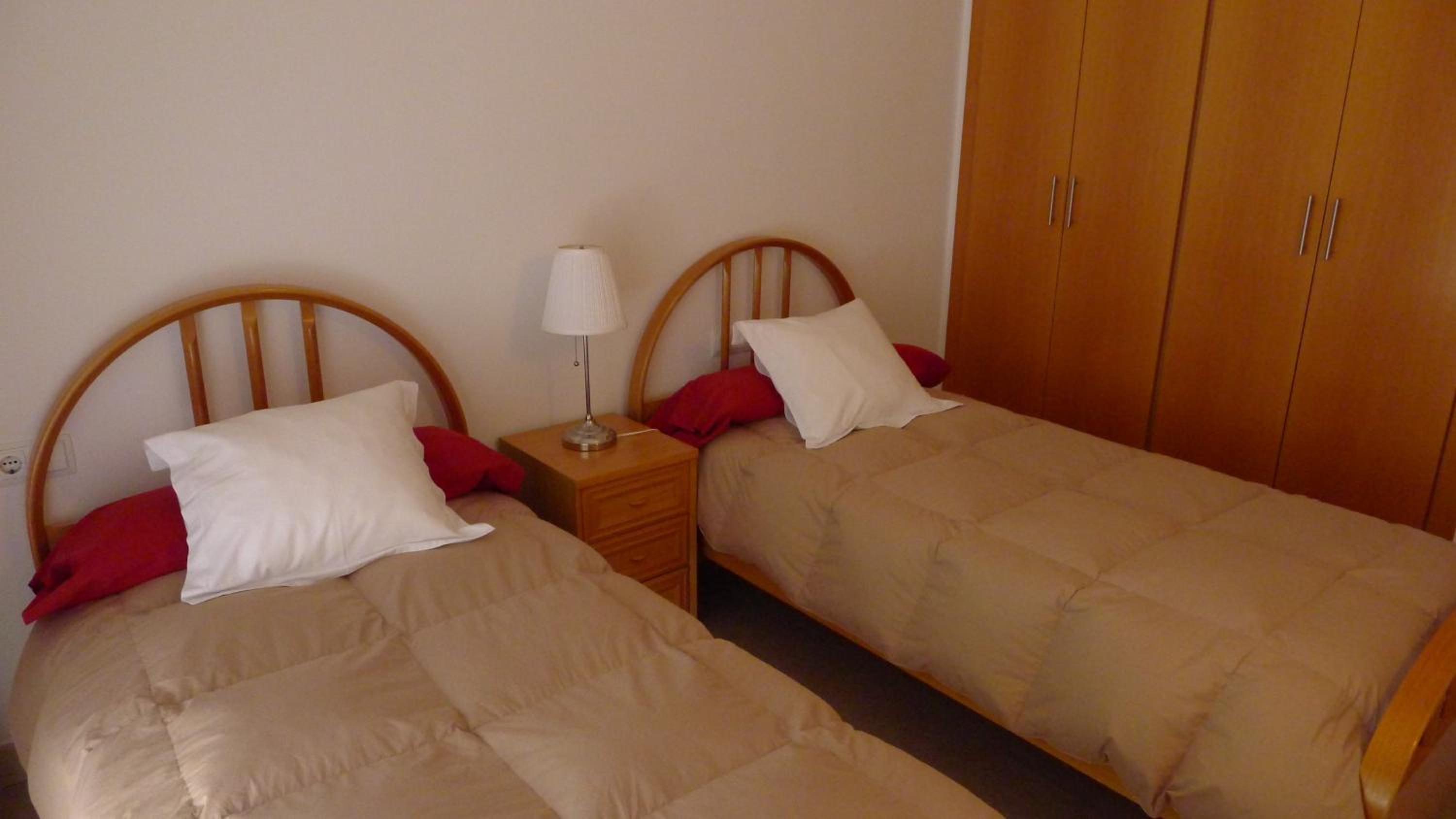 Apartamento con vista a la piscina