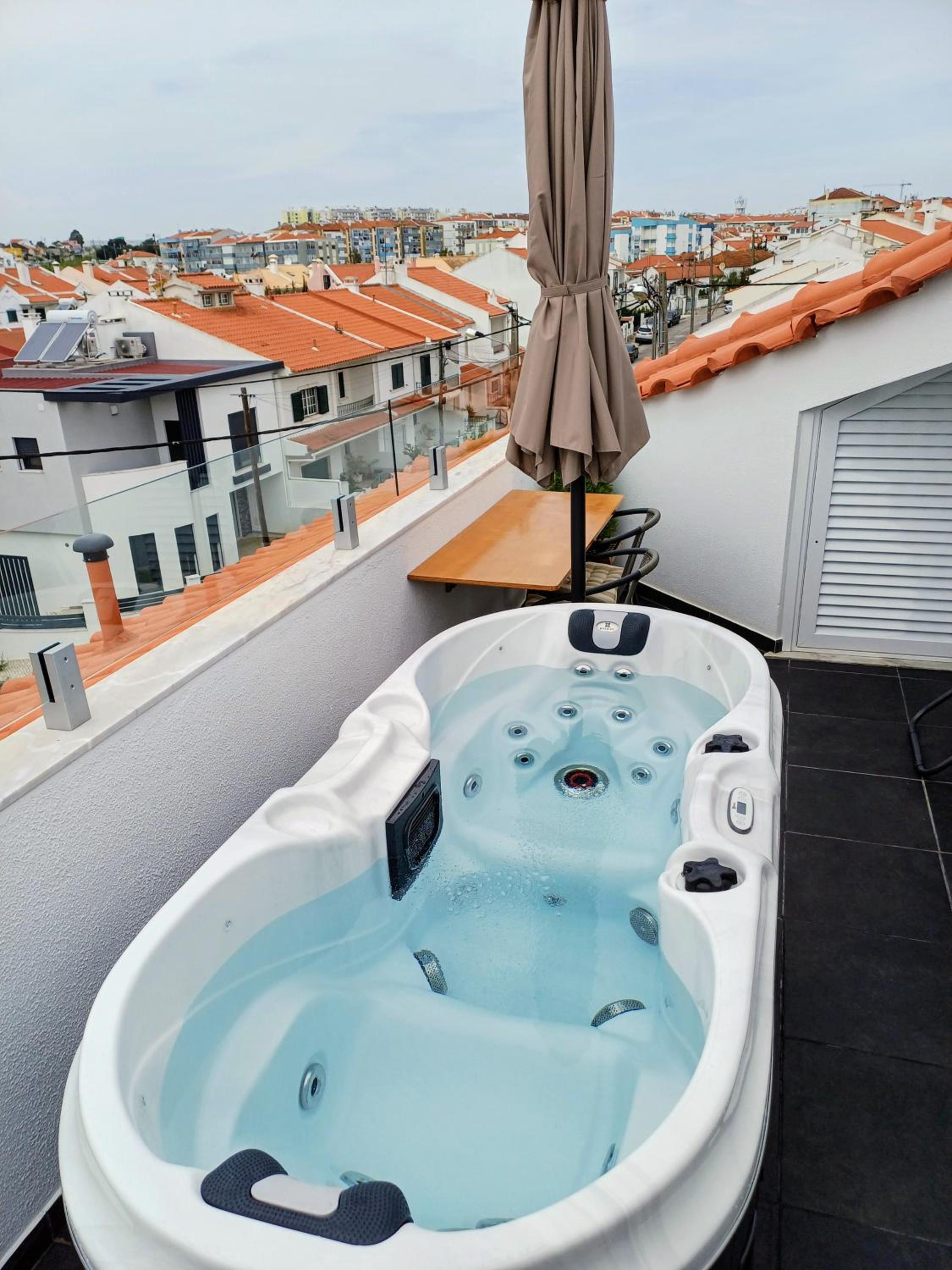 One-Bedroom Apartment with Spa Bath