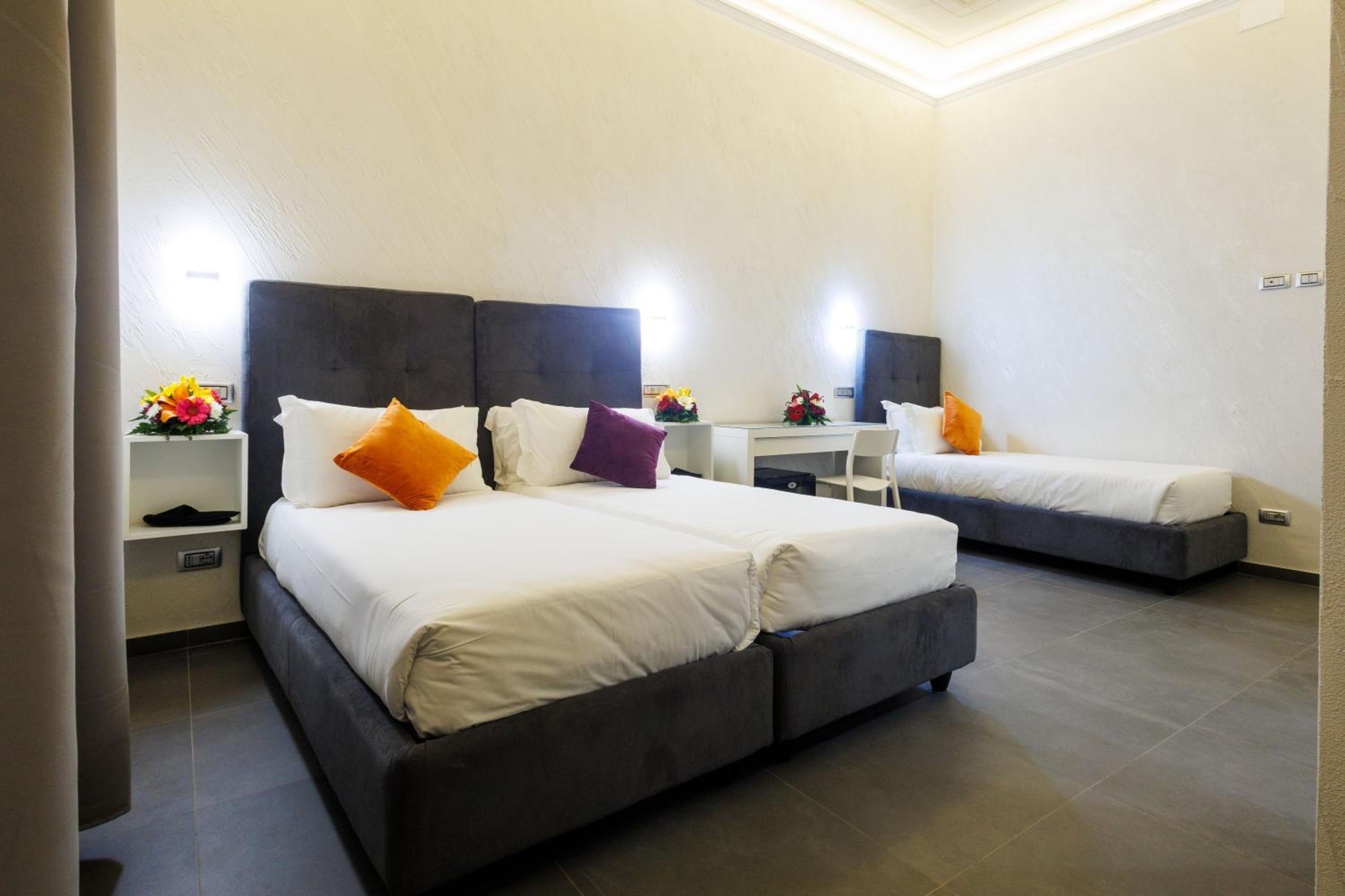 Superior Triple Room photo 2