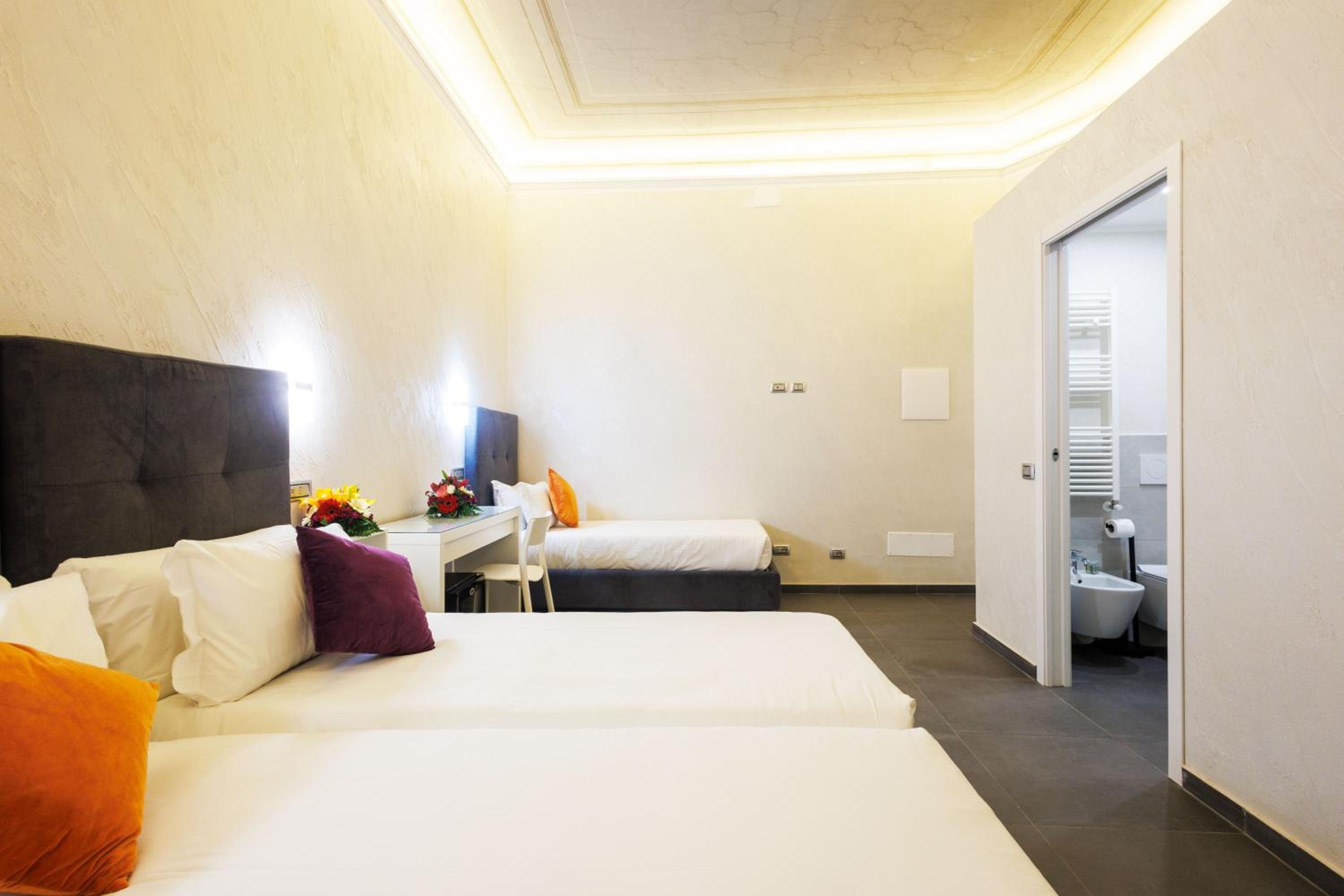 Classic Quadruple Room photo 2