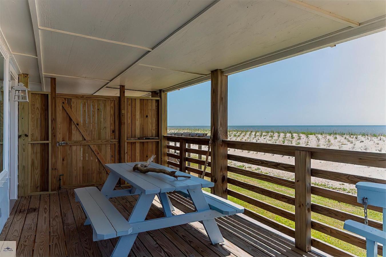 Queen Suite with Sea View photo 1