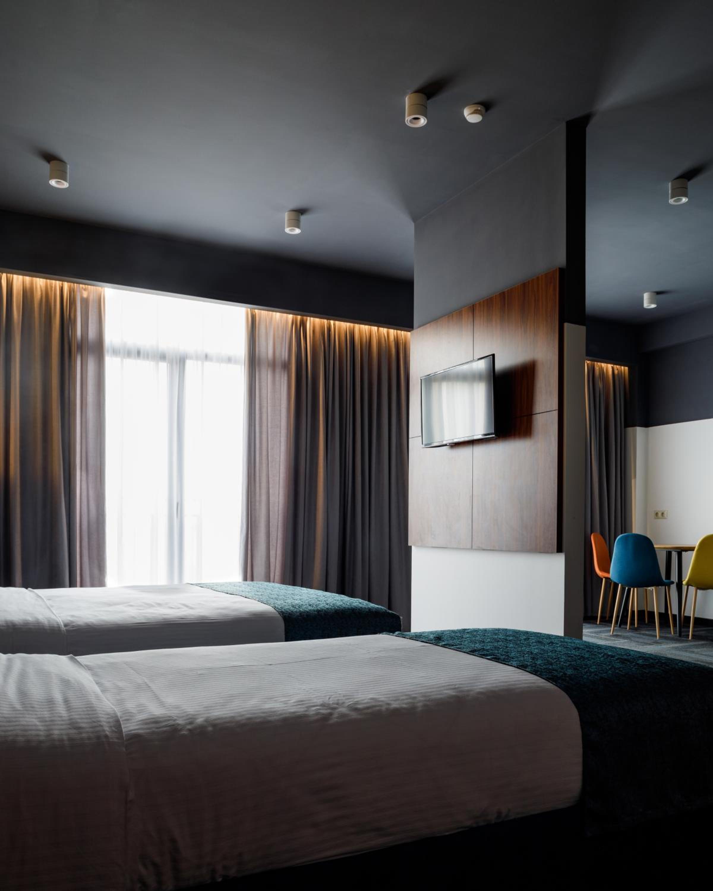 מלון אדרס אין טביליסי — Studio Apartment with Balcony