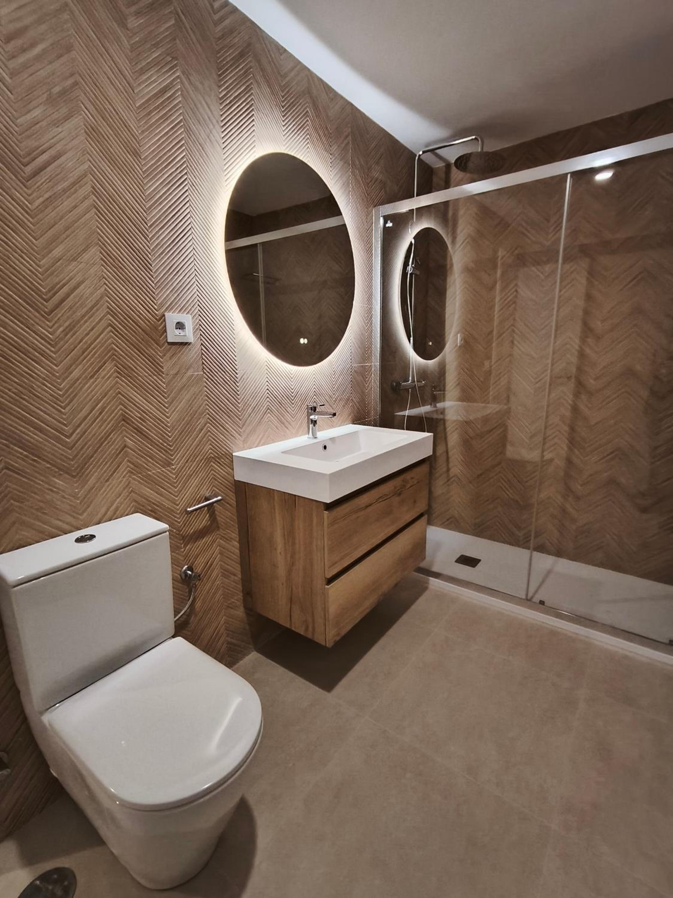 Quadruple Room with Bathroom