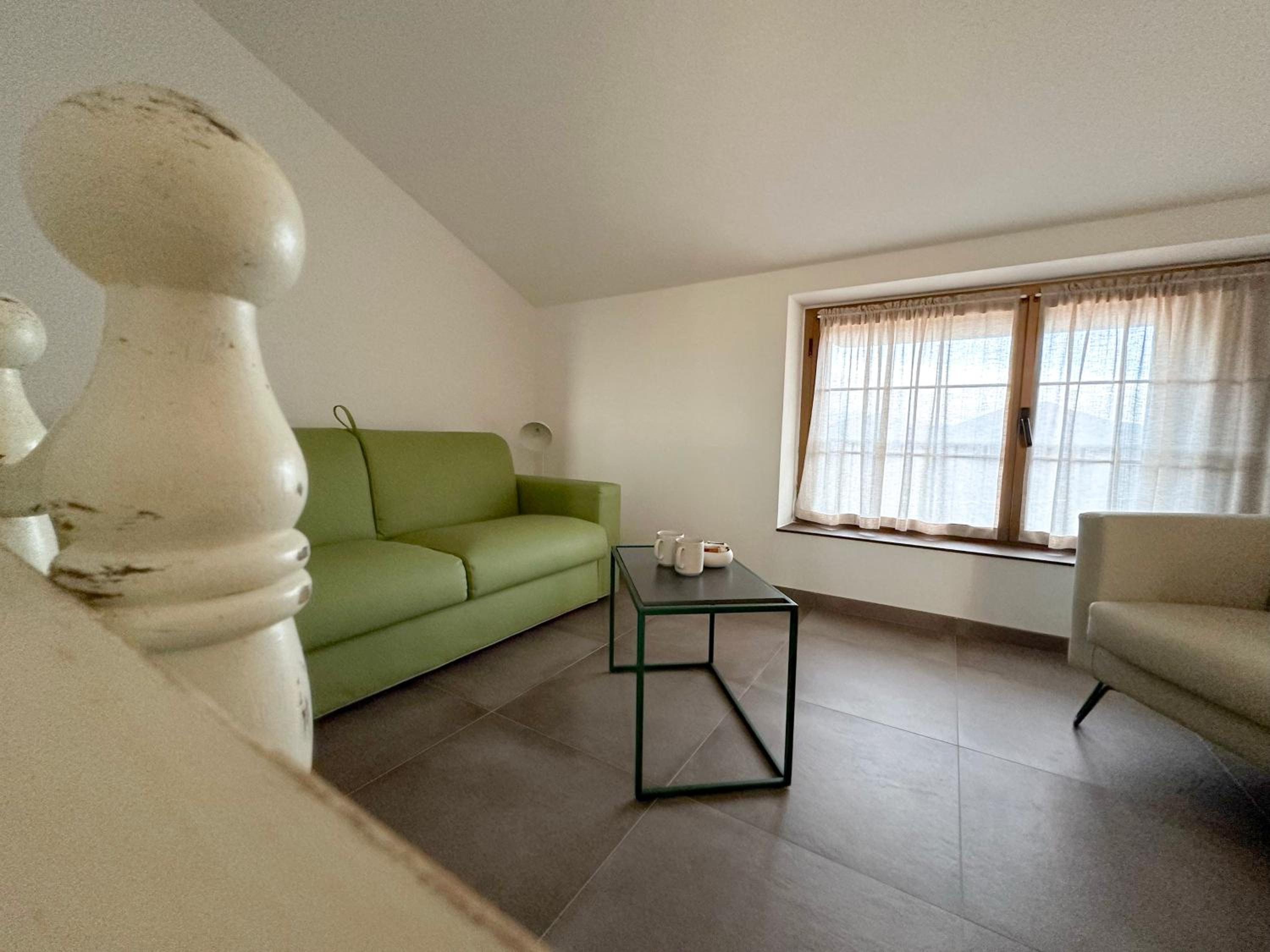 Quadruple Room with Mountain View photo 3