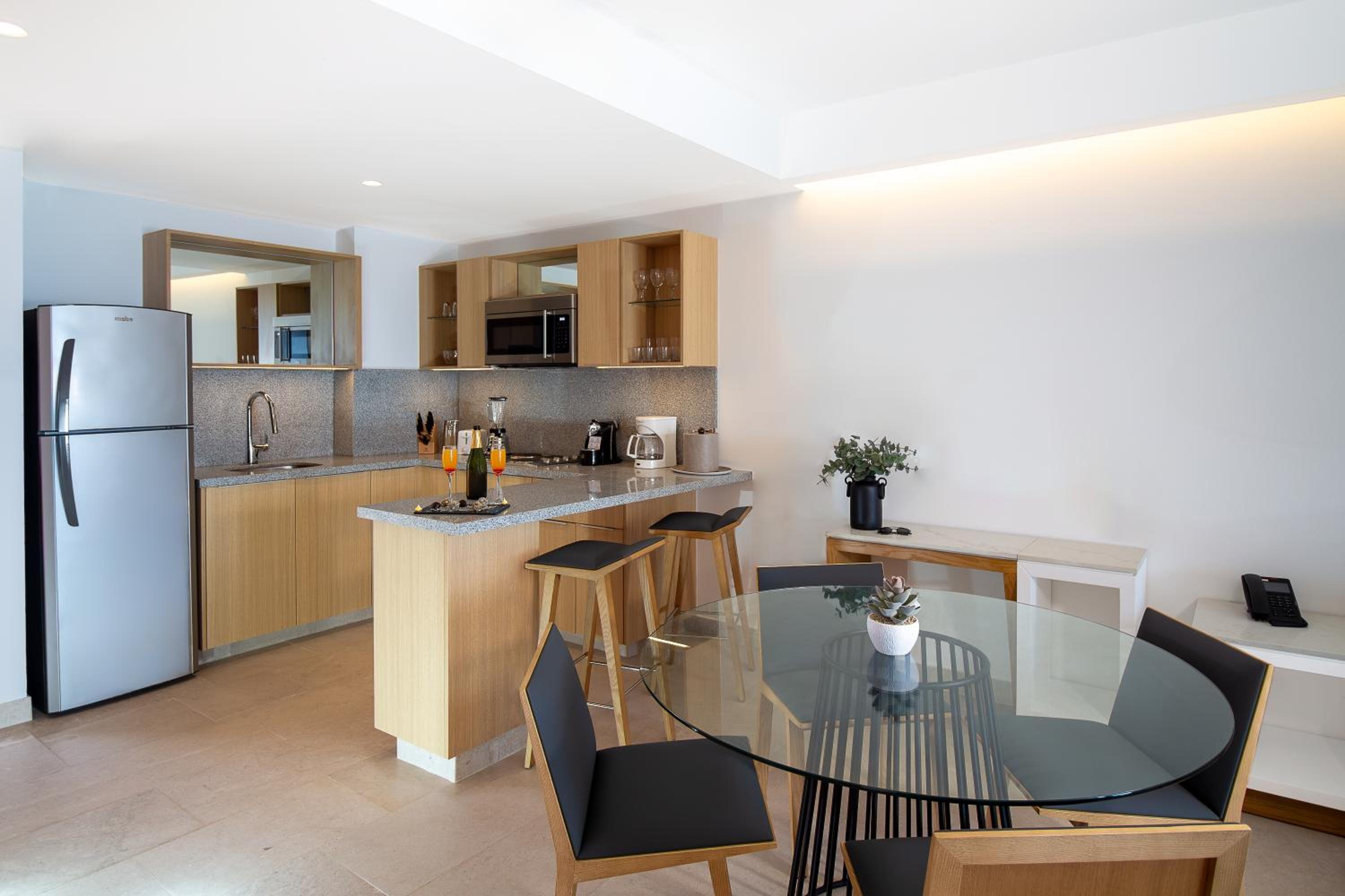 SUITE PREMIUM OCEANFRONT - Photo 3