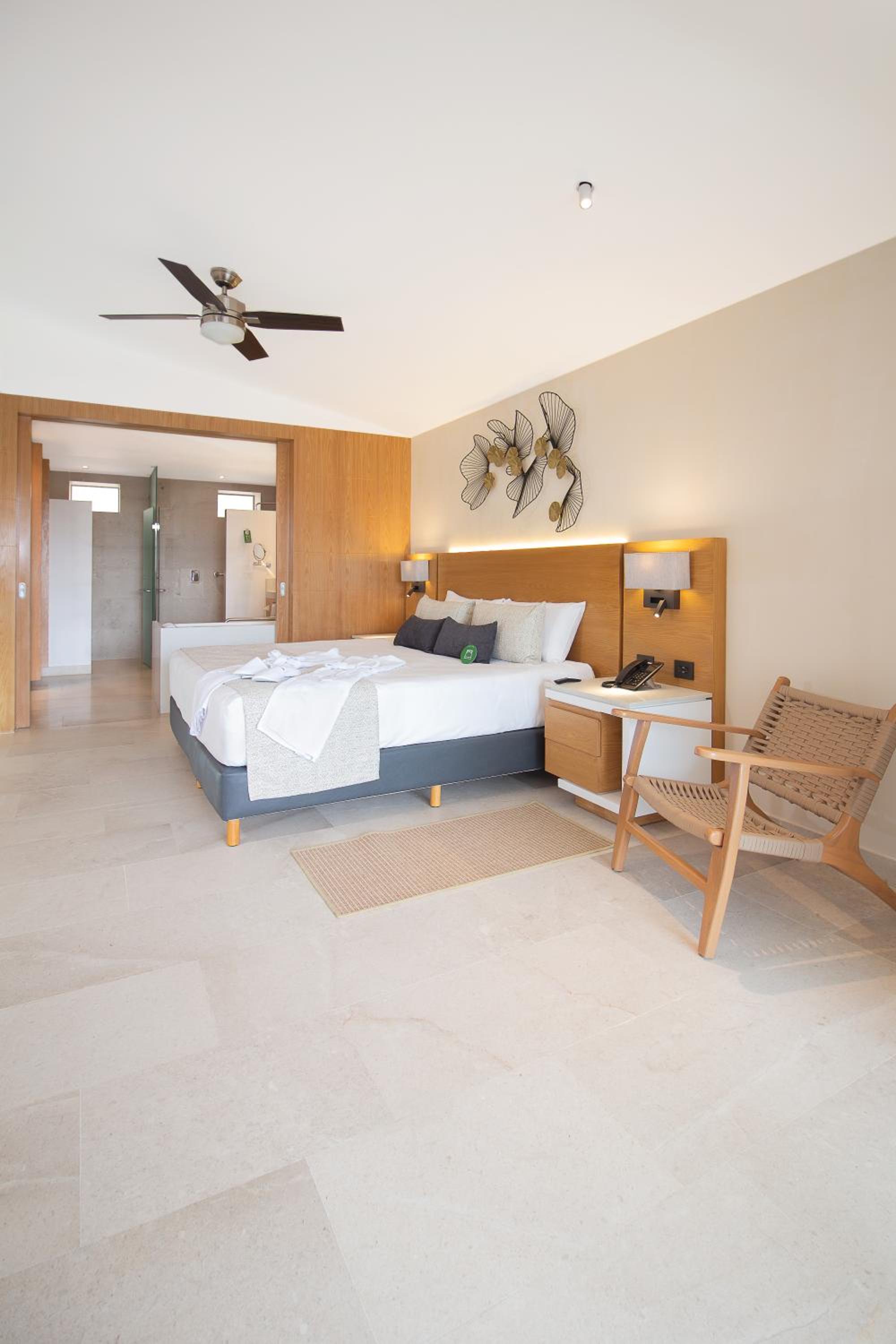 SUITE PREMIUM OCEANFRONT - Photo 9