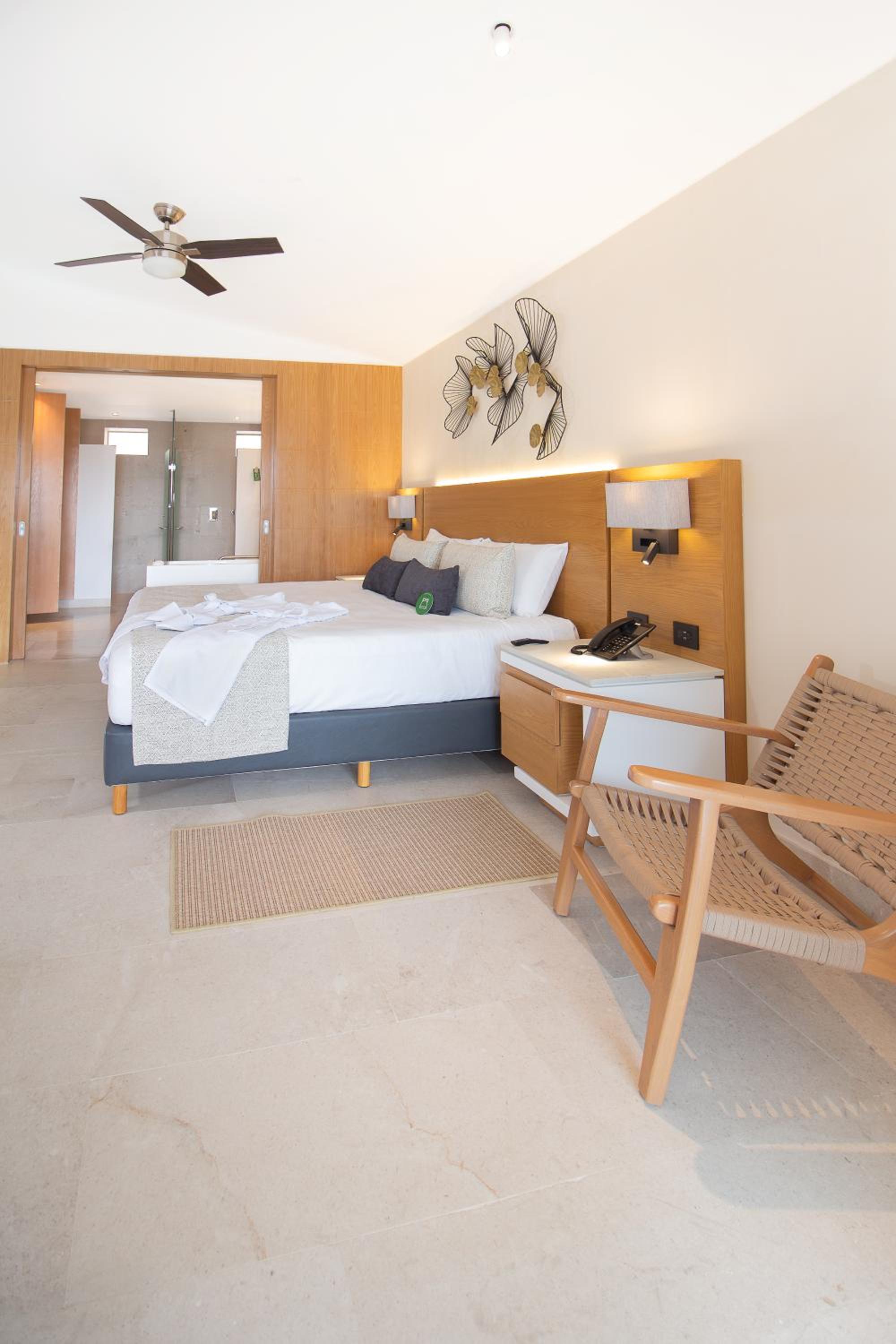 SUITE PREMIUM OCEANFRONT - Photo 10