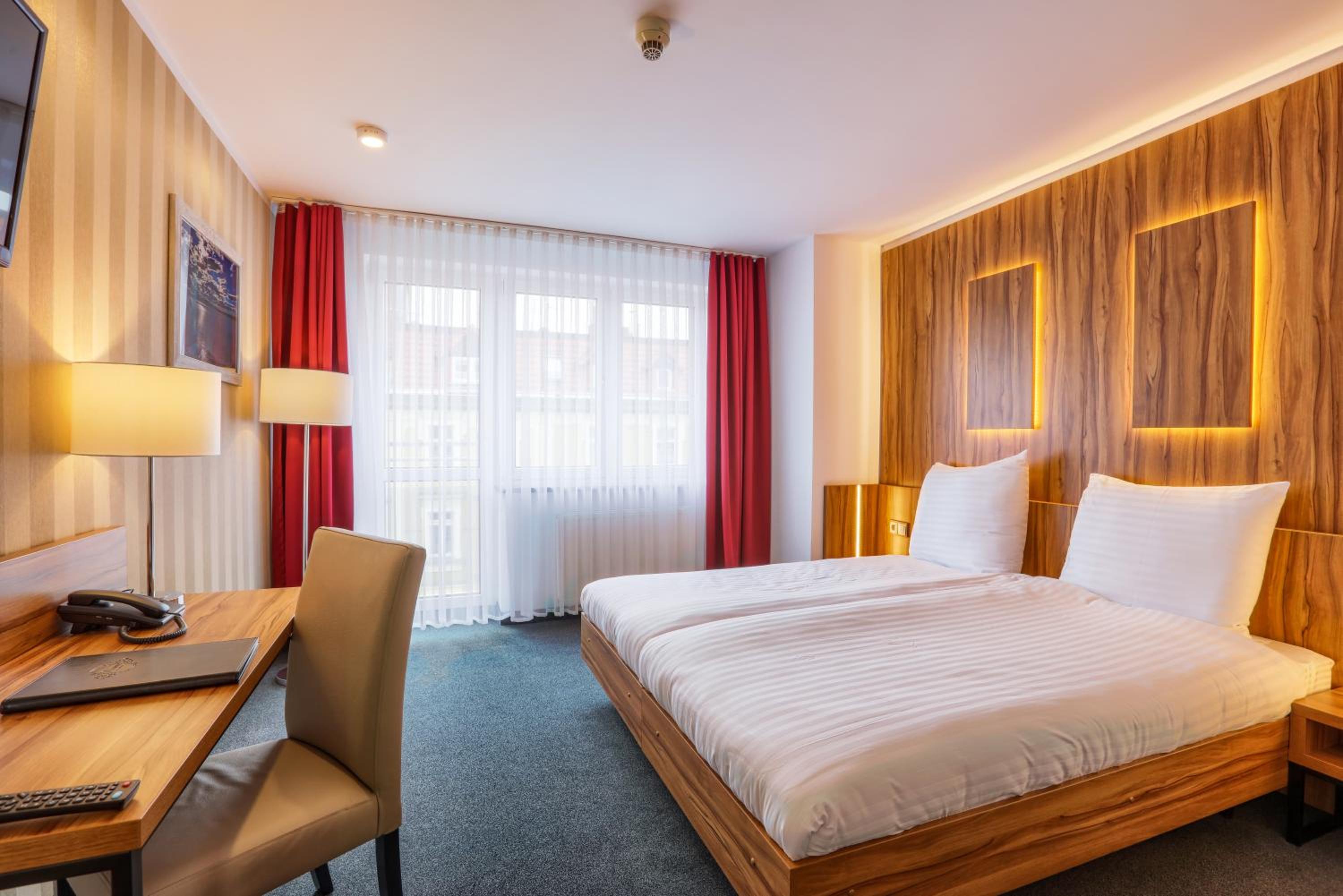 Double Room - Photo 1