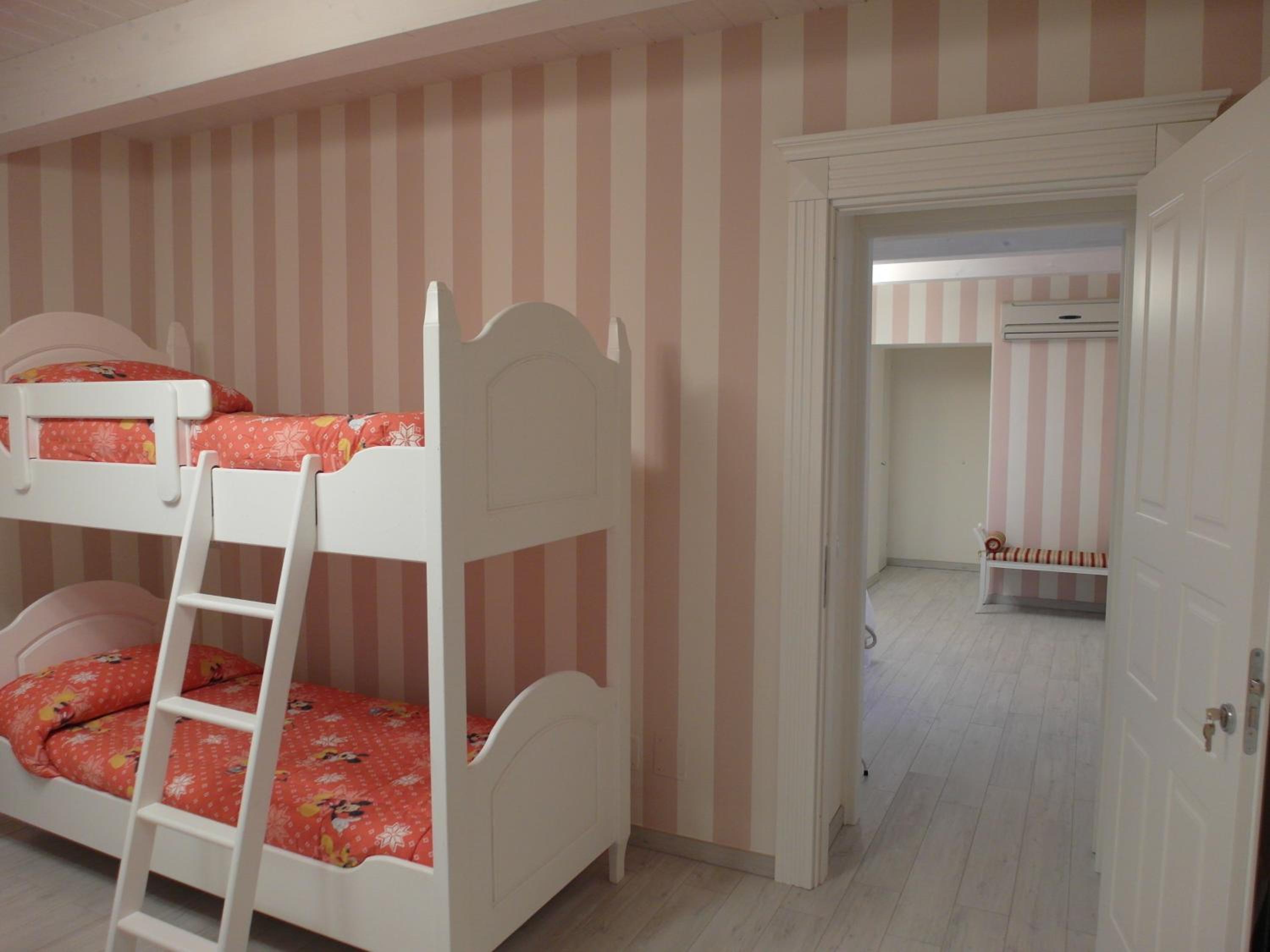 Quadruple Room photo 3