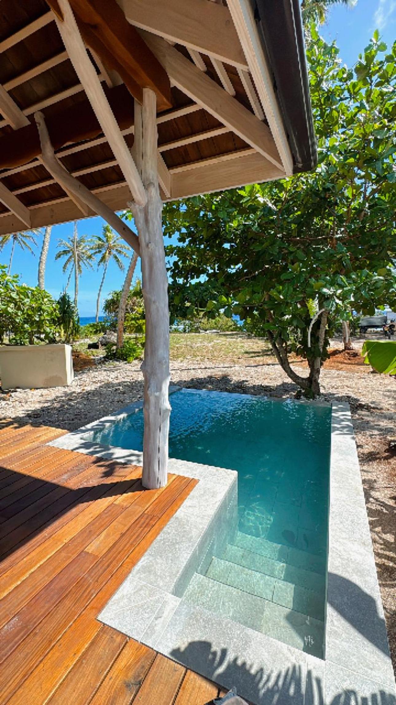 Bungalow - Water Front  photo 3
