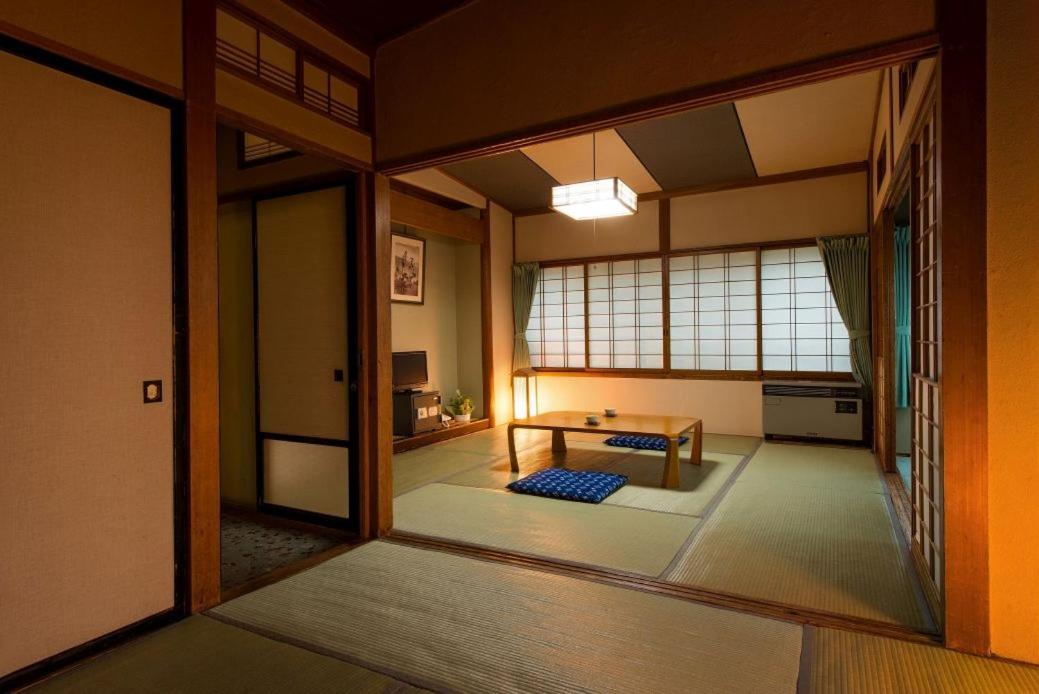 Japanese-Style Quadruple Room with Shared Bathroom - Non-Smoking