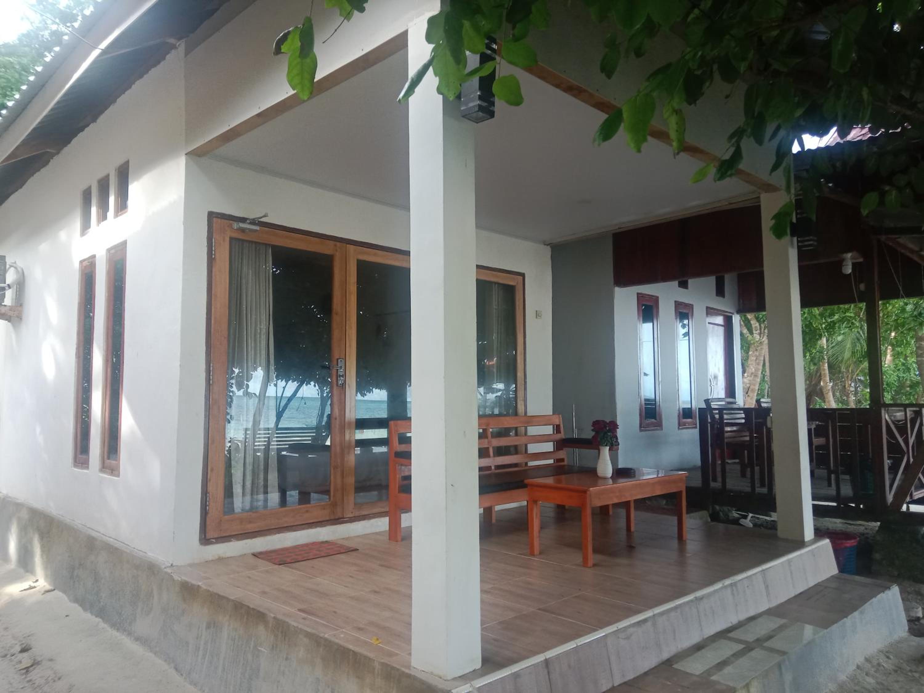 Deluxe Double or Twin Room with Sea View photo 2
