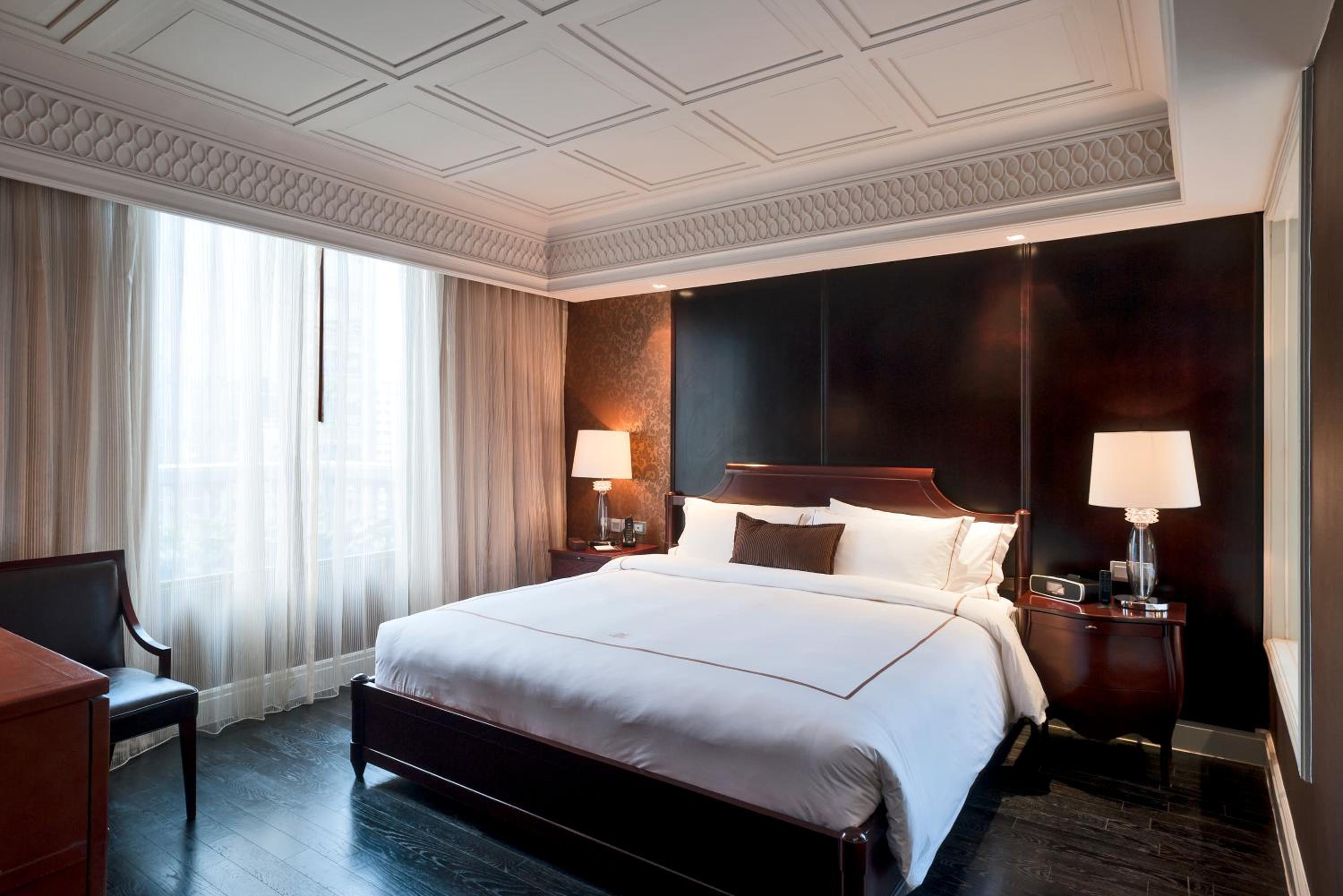 One-Bedroom Nimman King Suite - High Floor photo 1