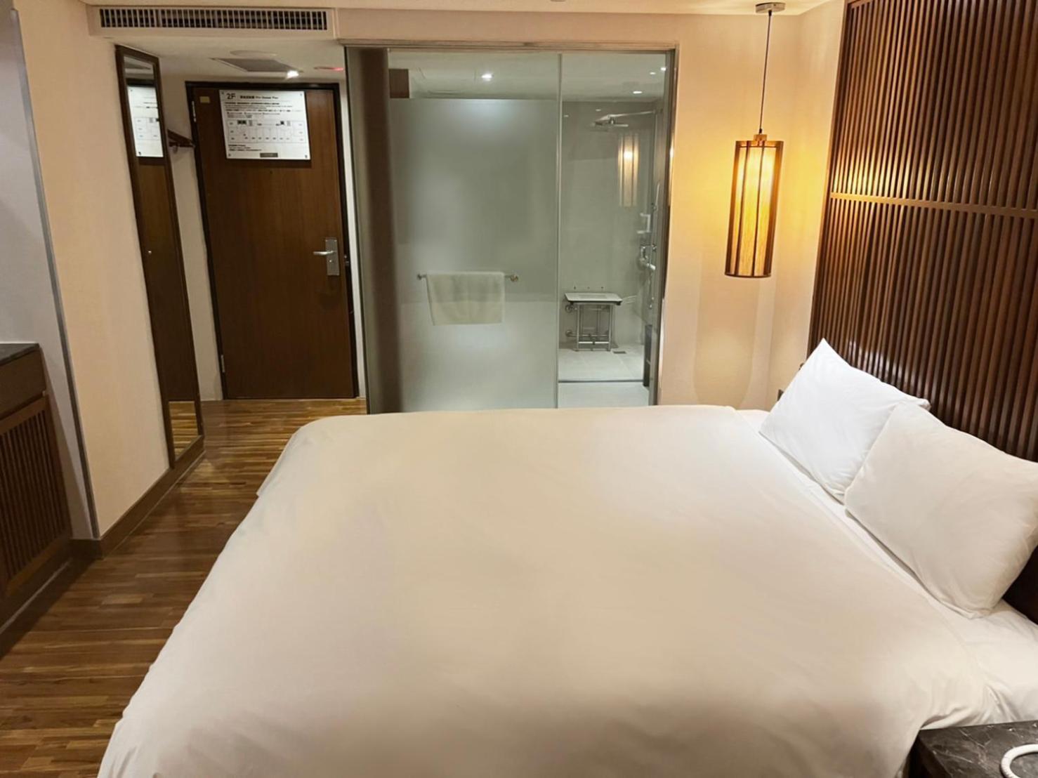 Double Room - Disability Access photo 2